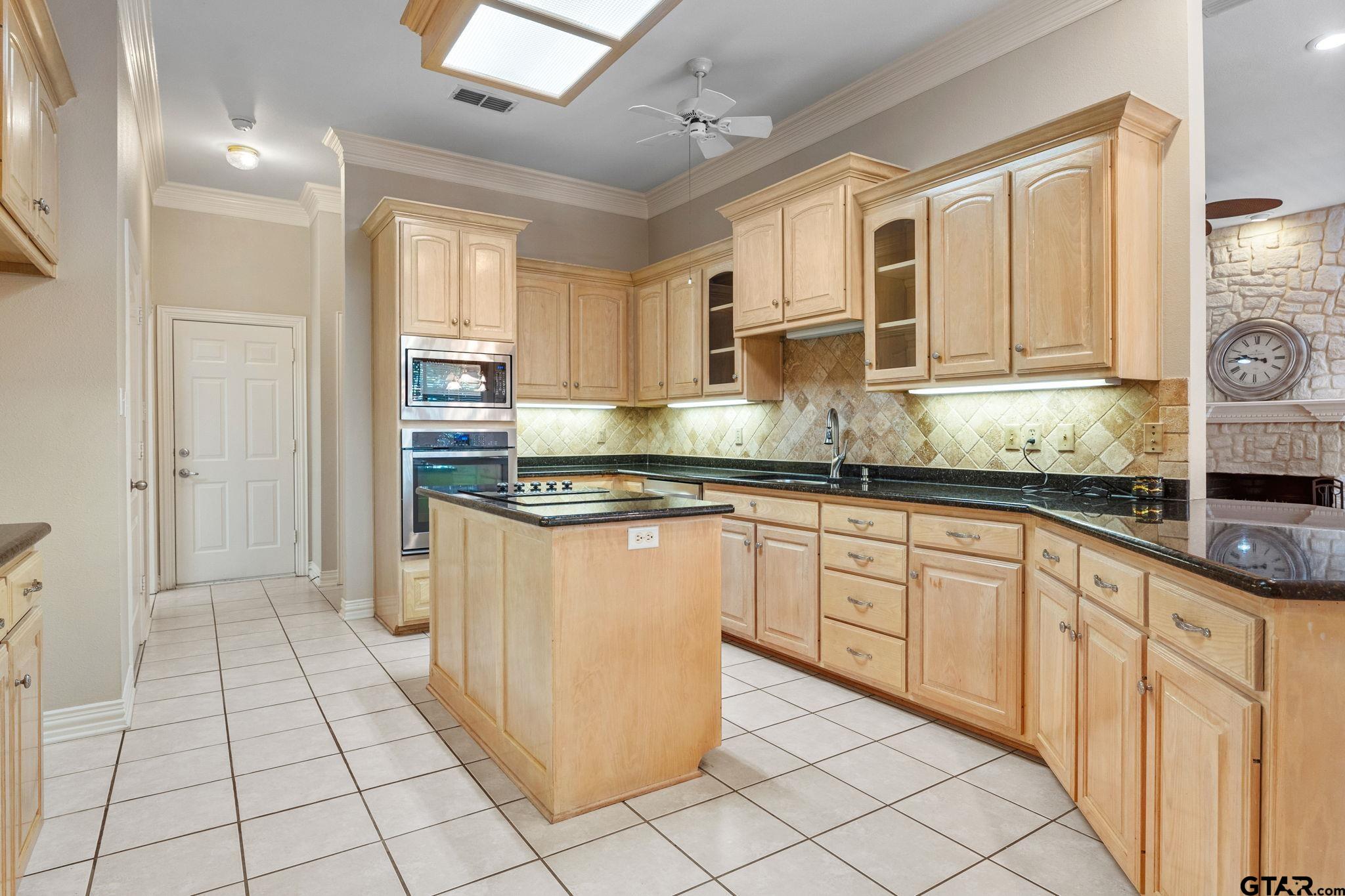 3618 Flagstone Dr.