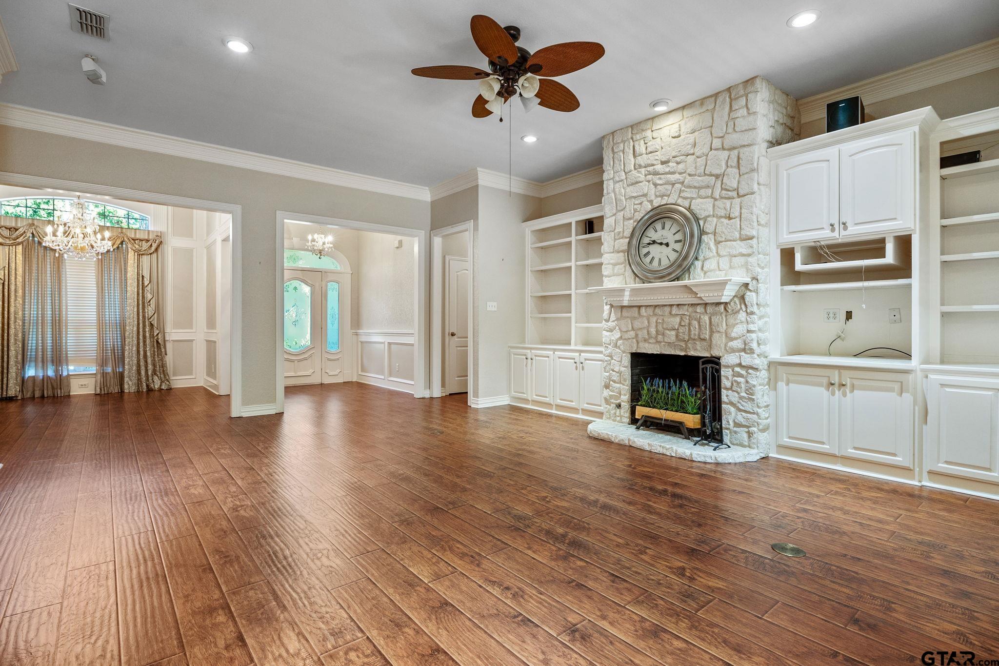 3618 Flagstone Dr.