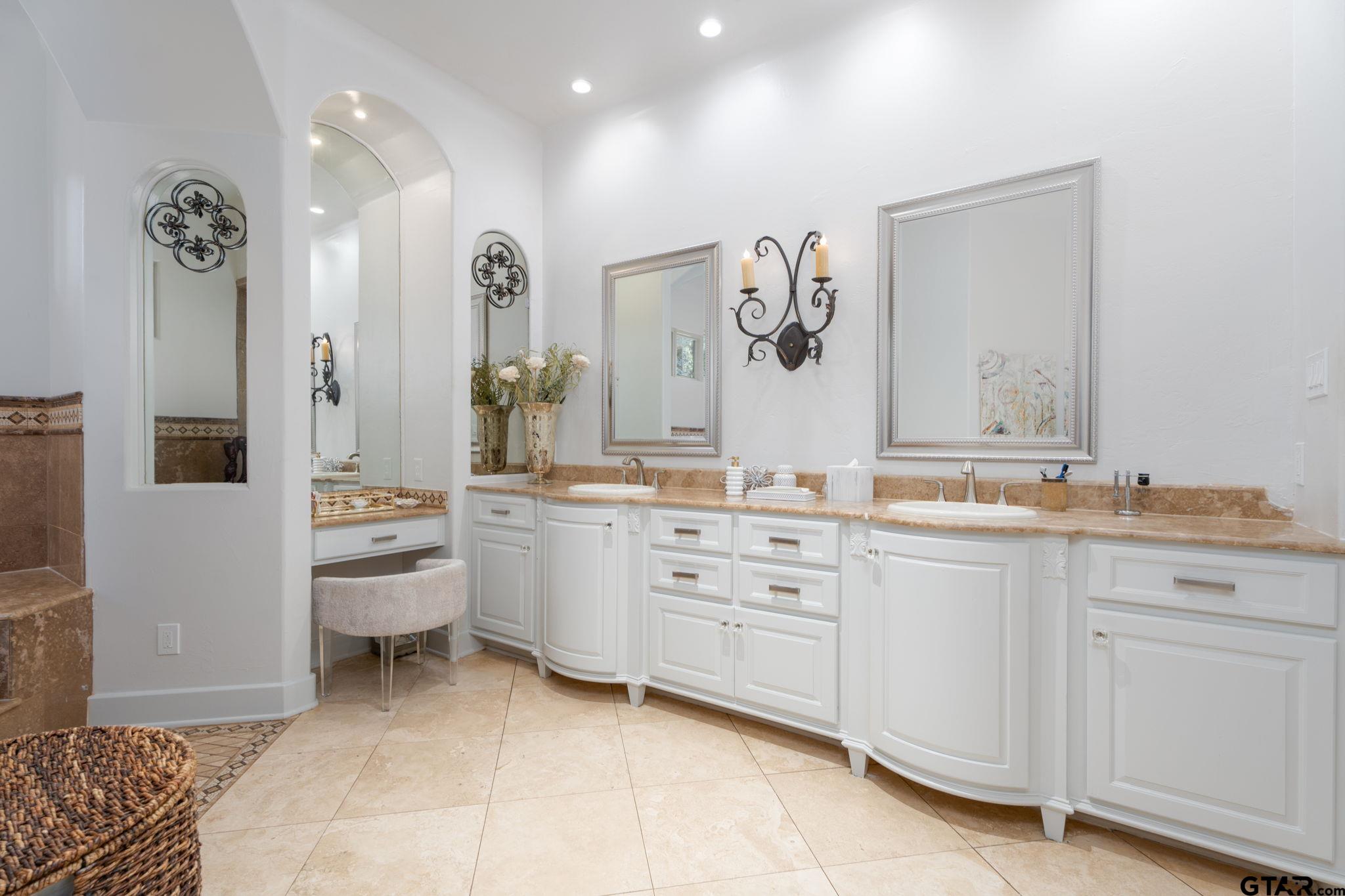 3872 Brighton Creek Circle