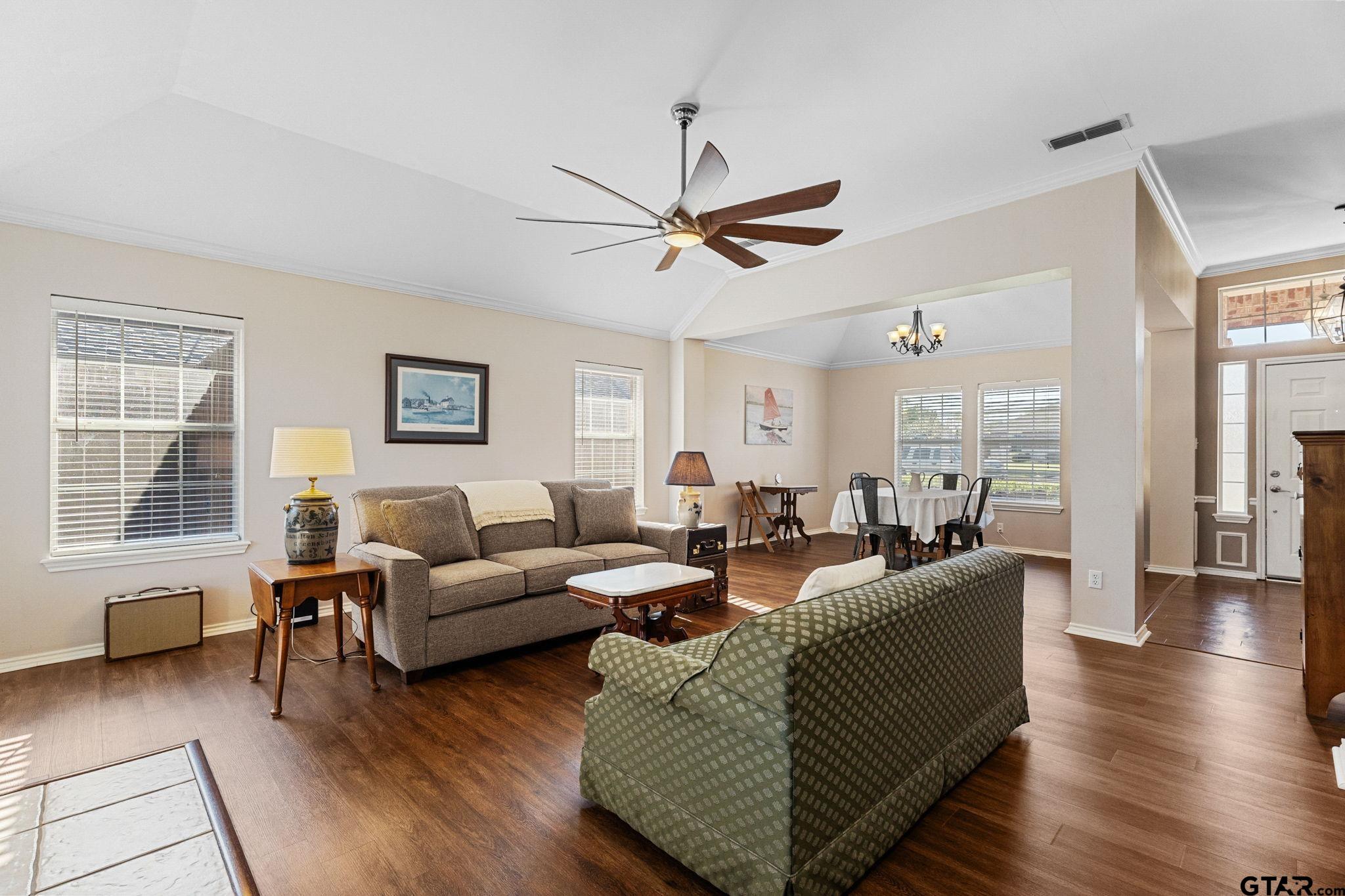 1901 Silver Cove