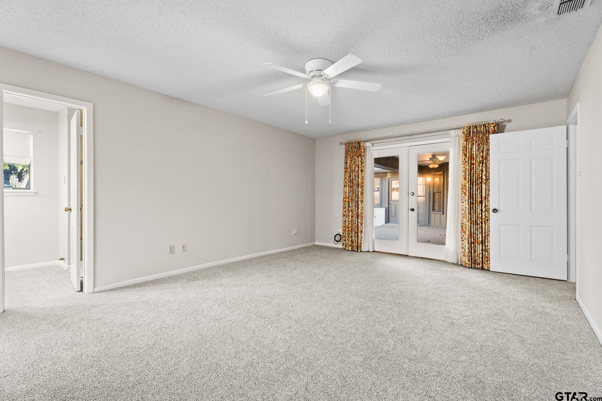 3918 Post Oak Rd.
