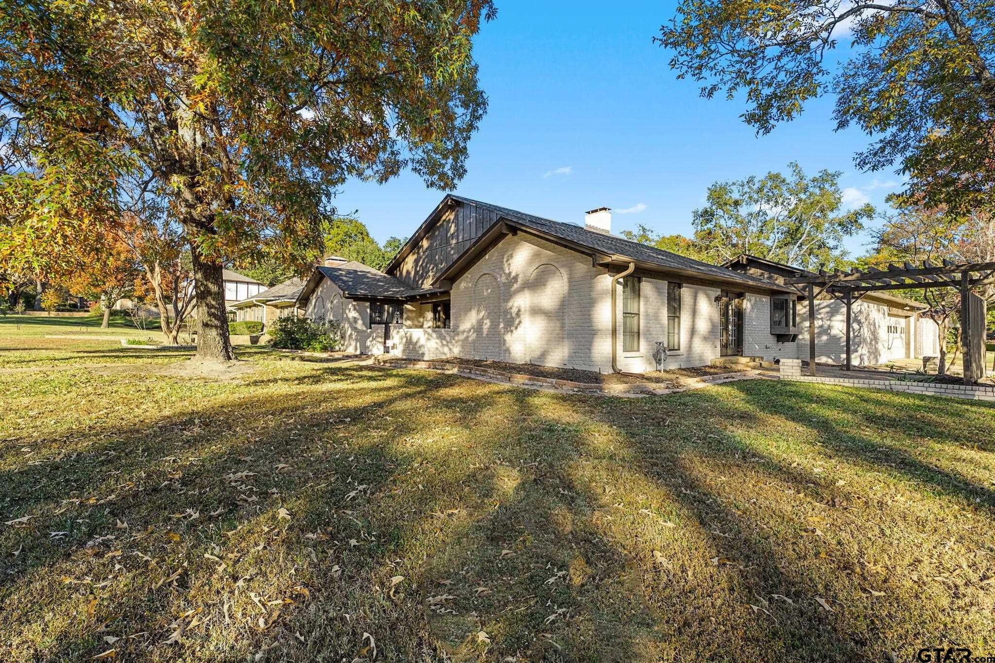 3918 Post Oak Rd.