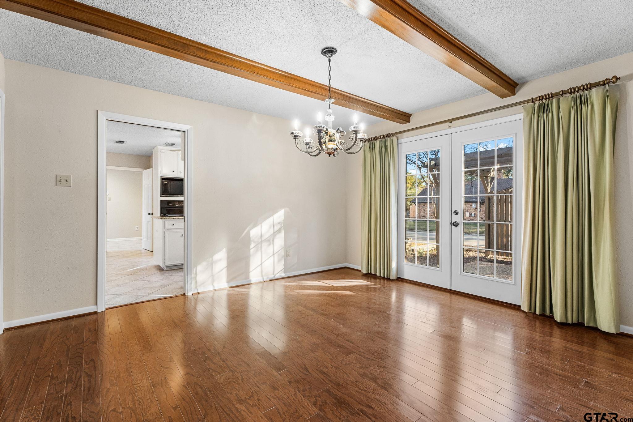 3918 Post Oak Rd.