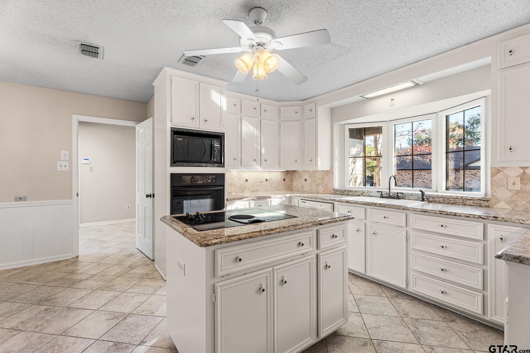 3918 Post Oak Rd.