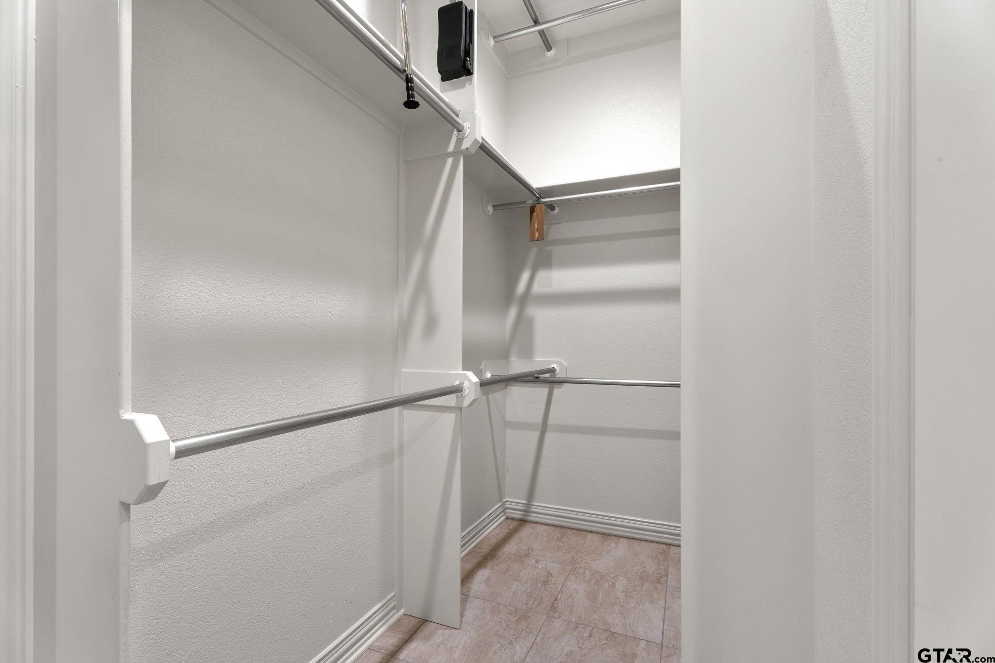 745 Esperanza PL