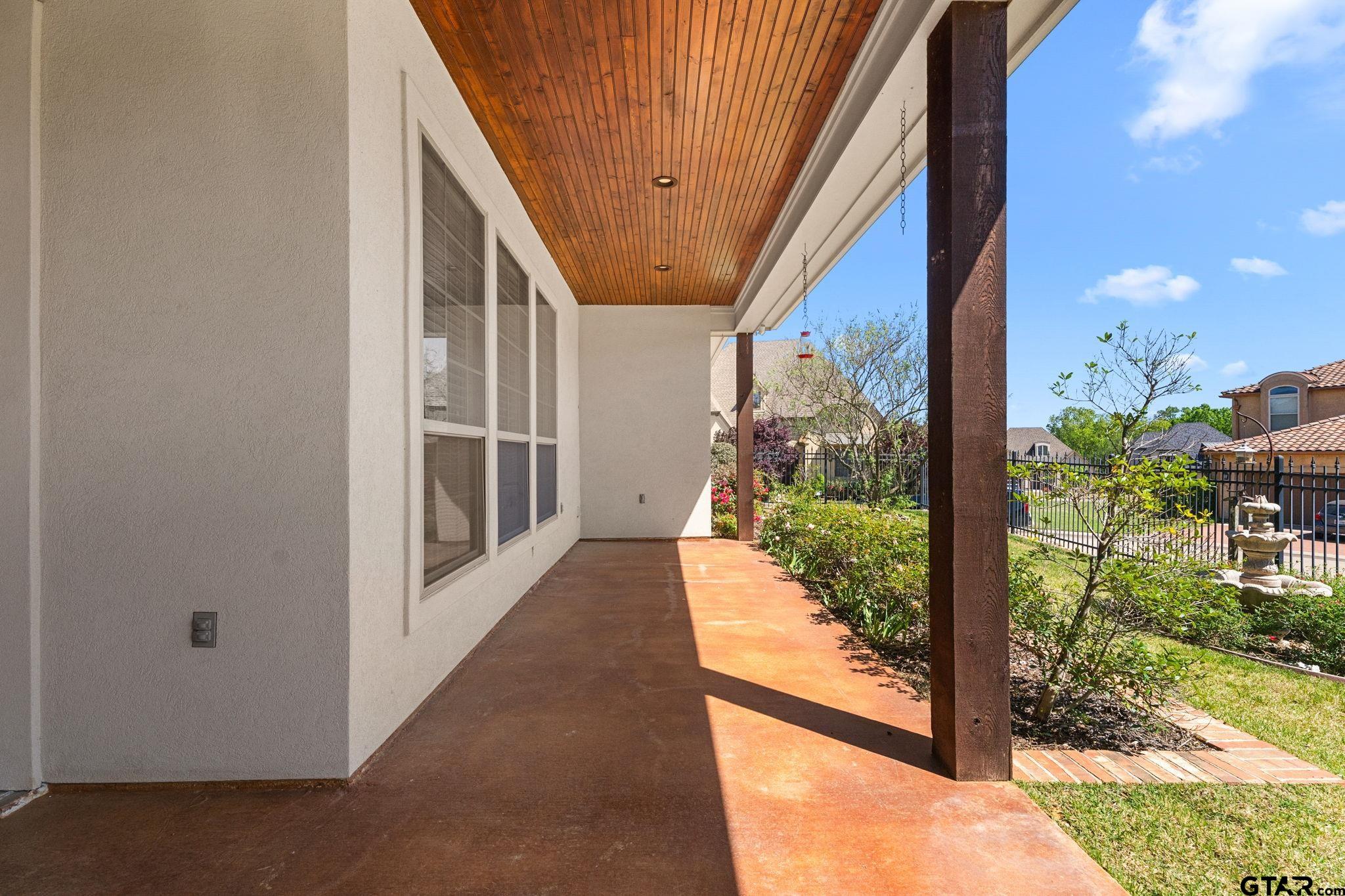 745 Esperanza PL