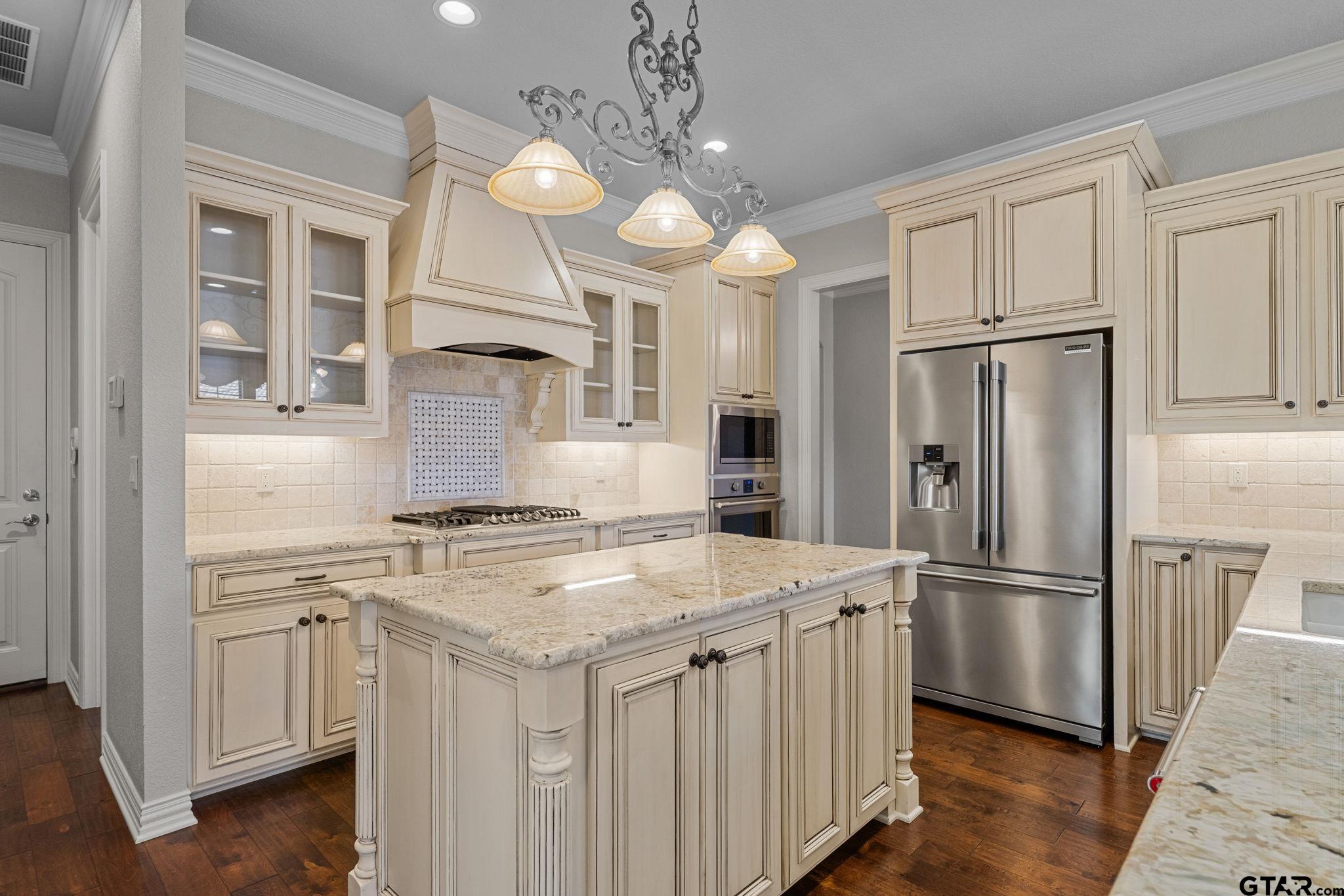 745 Esperanza PL