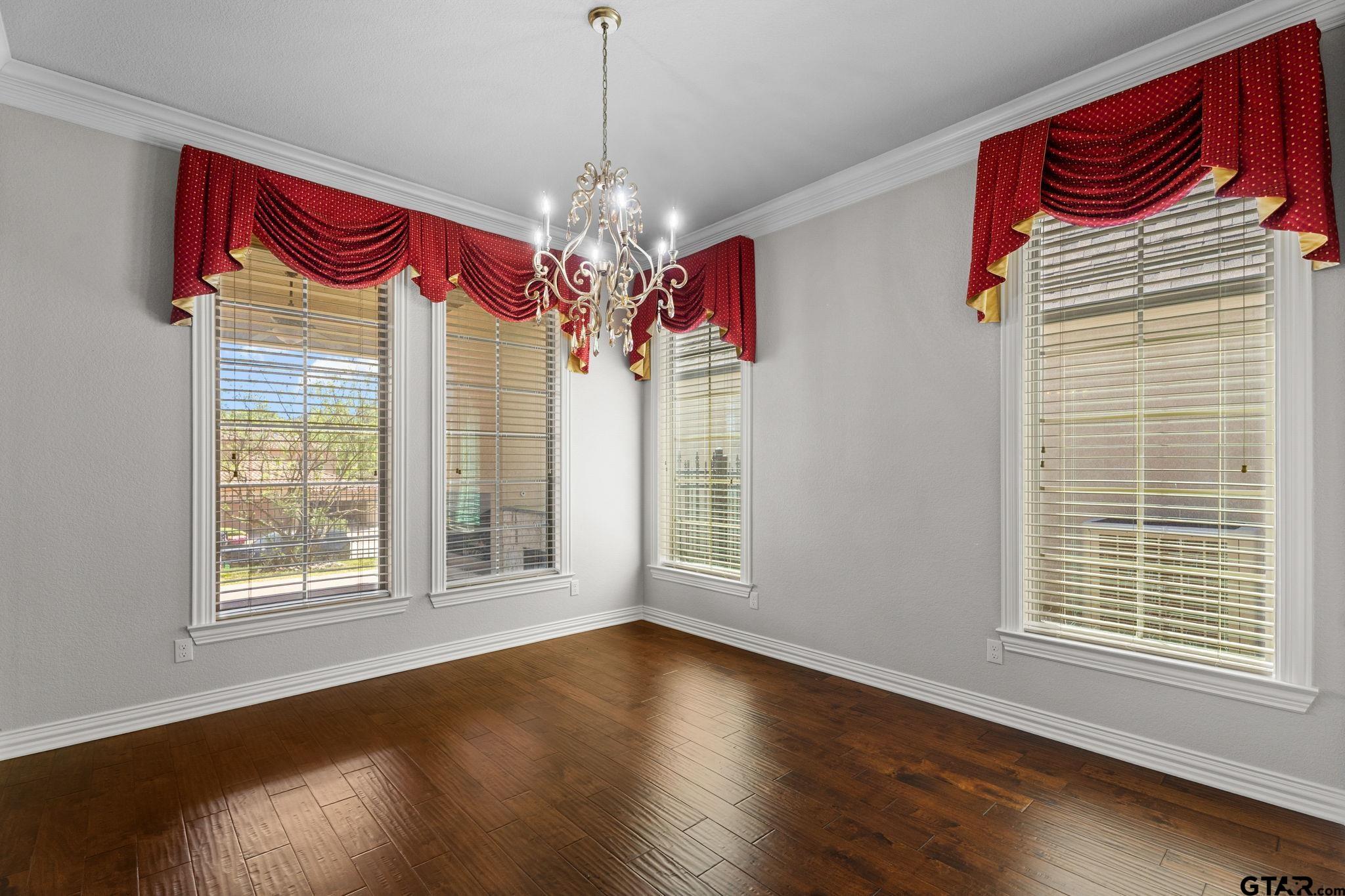 745 Esperanza PL
