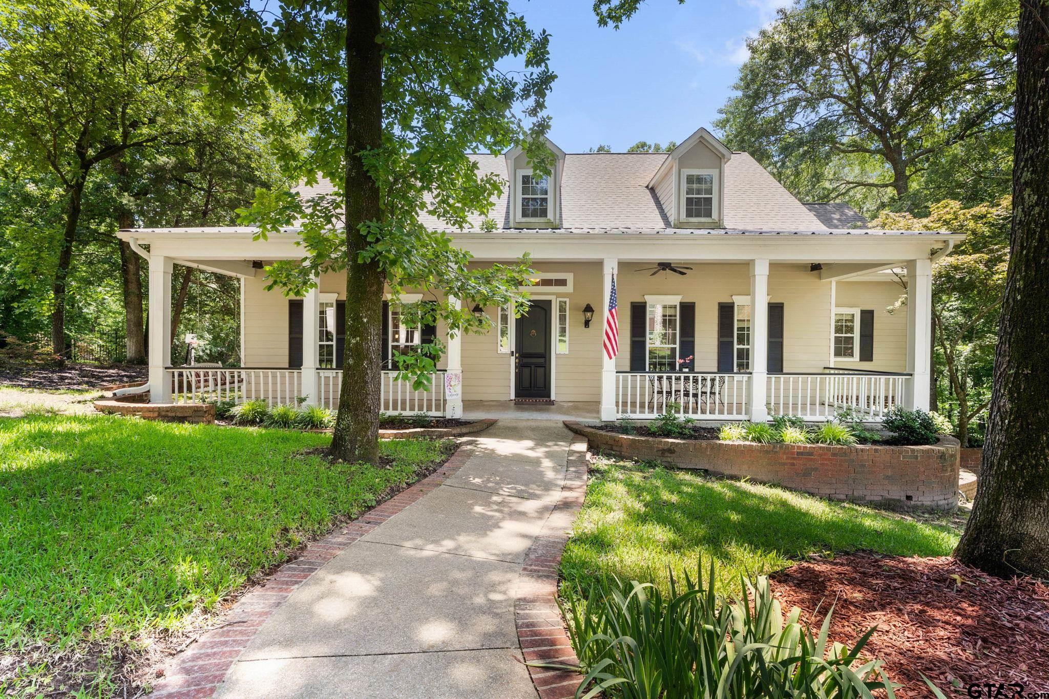 3631 River Oaks Court