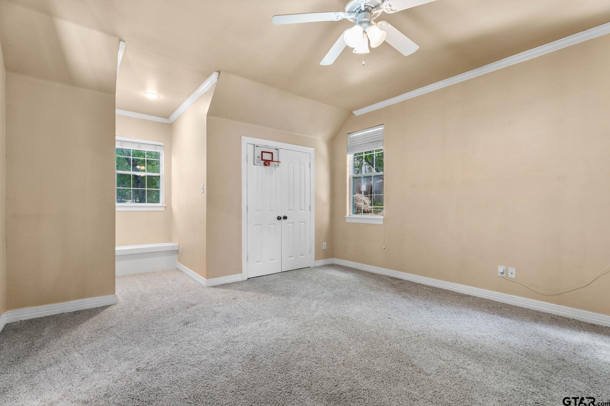 3631 River Oaks Court