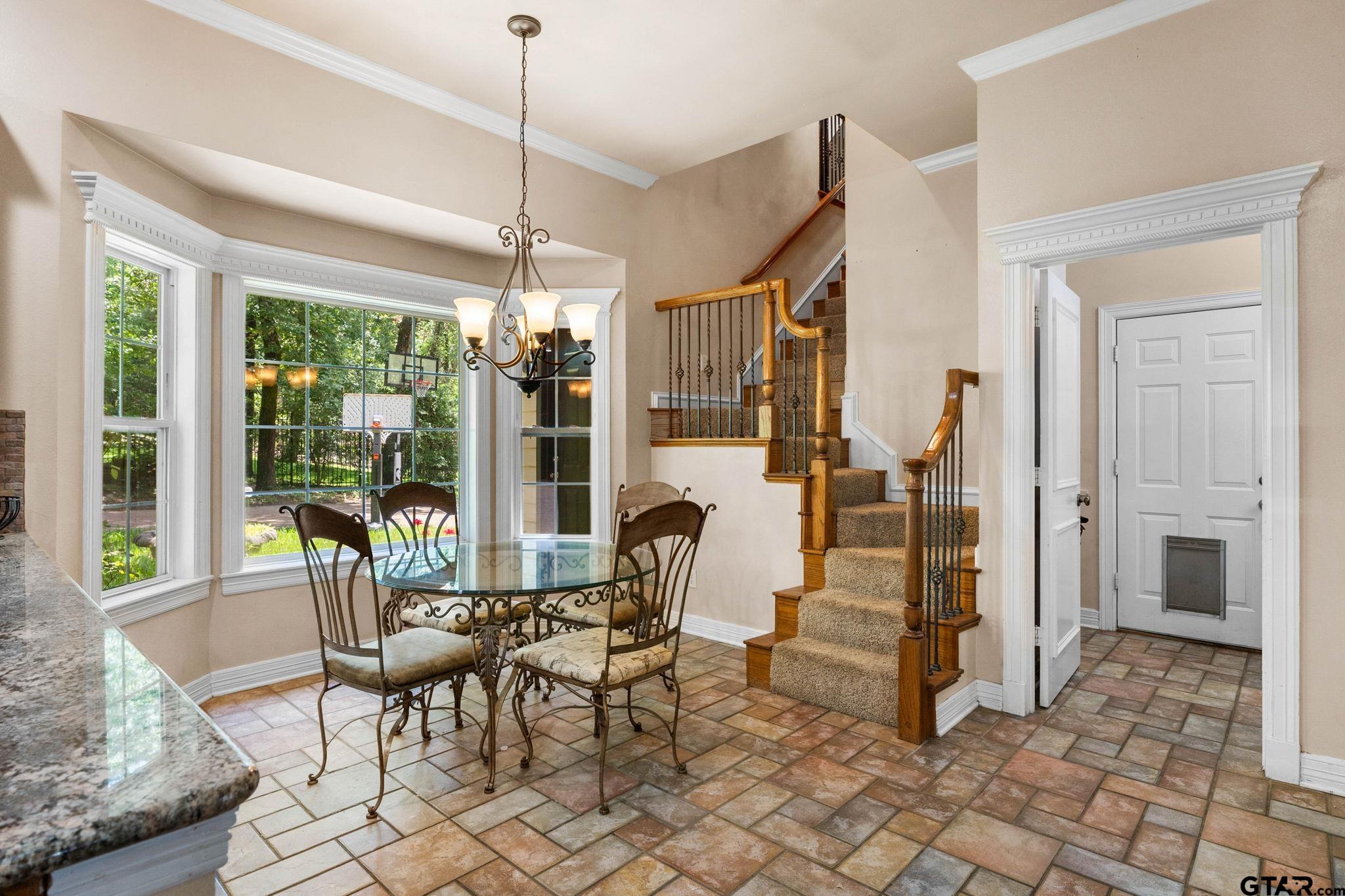 3631 River Oaks Court