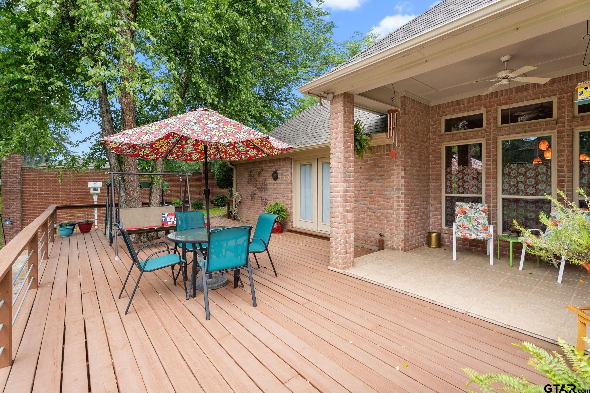 3505 Lakemont Dr