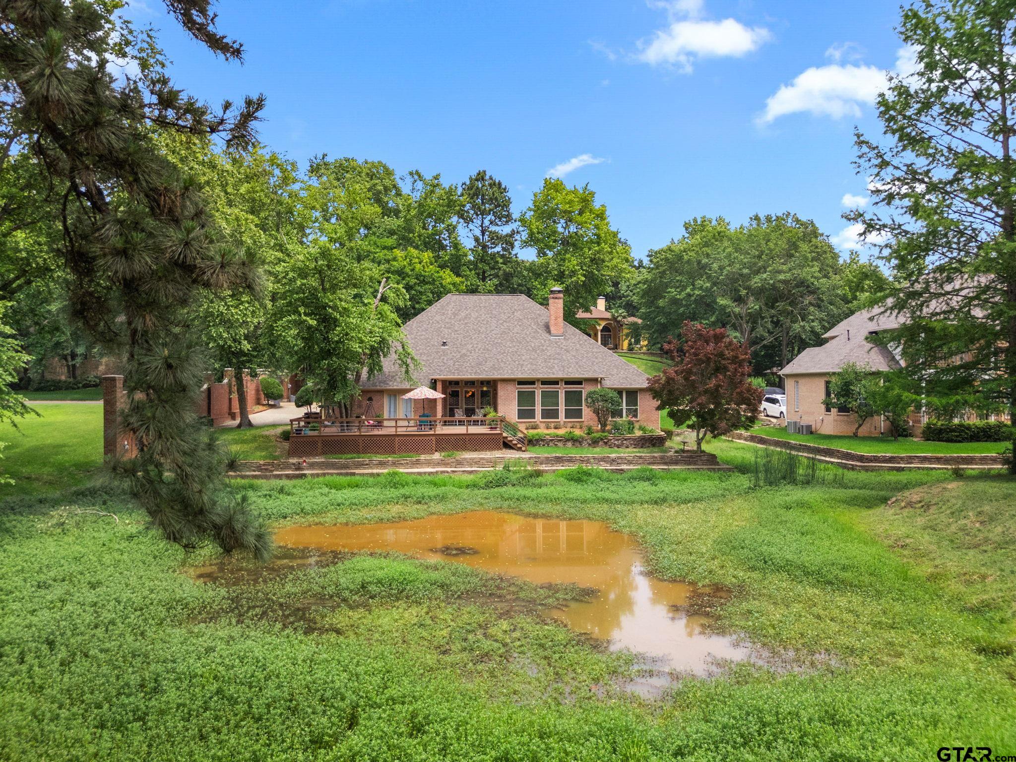 3505 Lakemont Dr