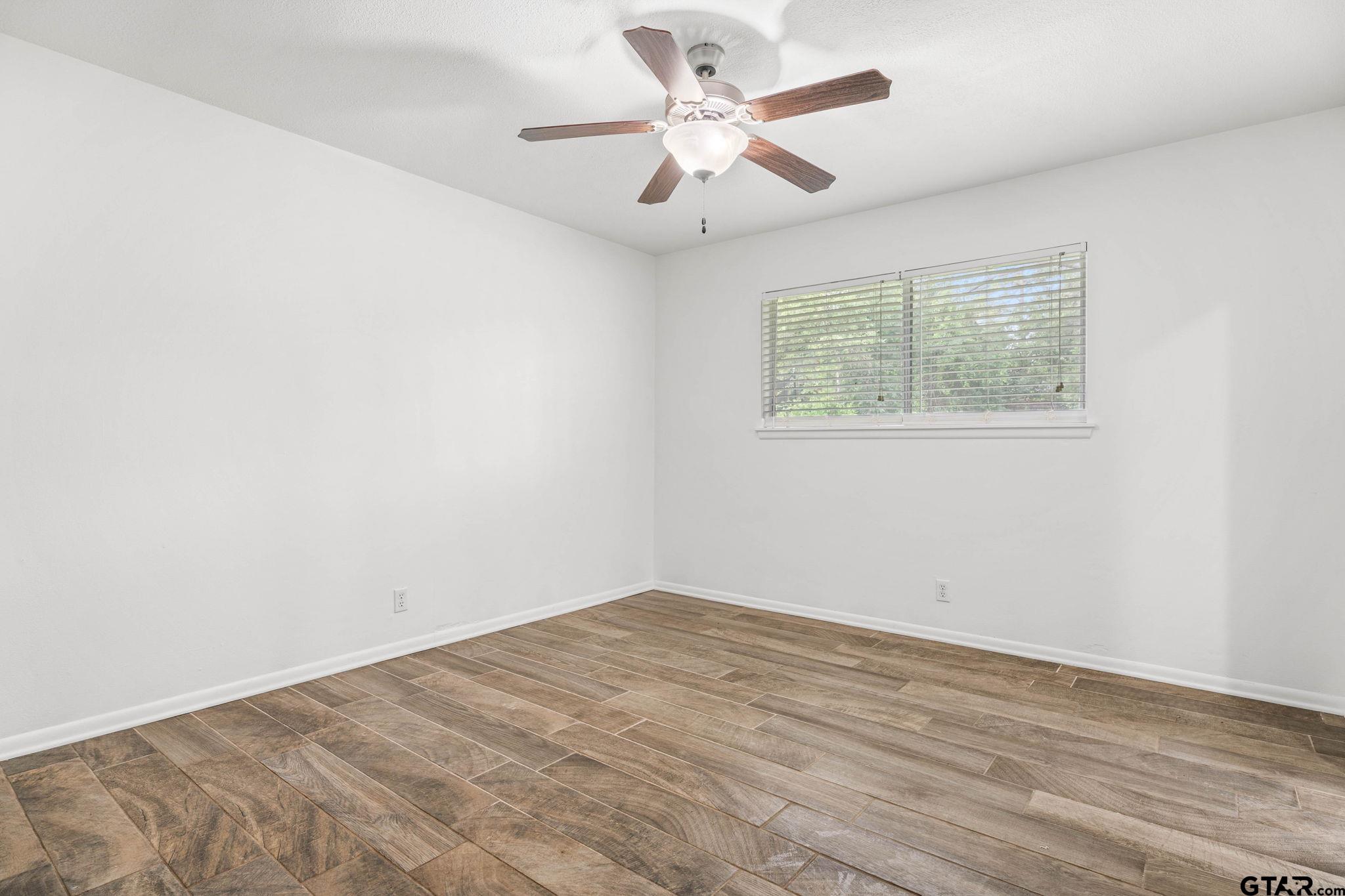 2101 Bernice Ave