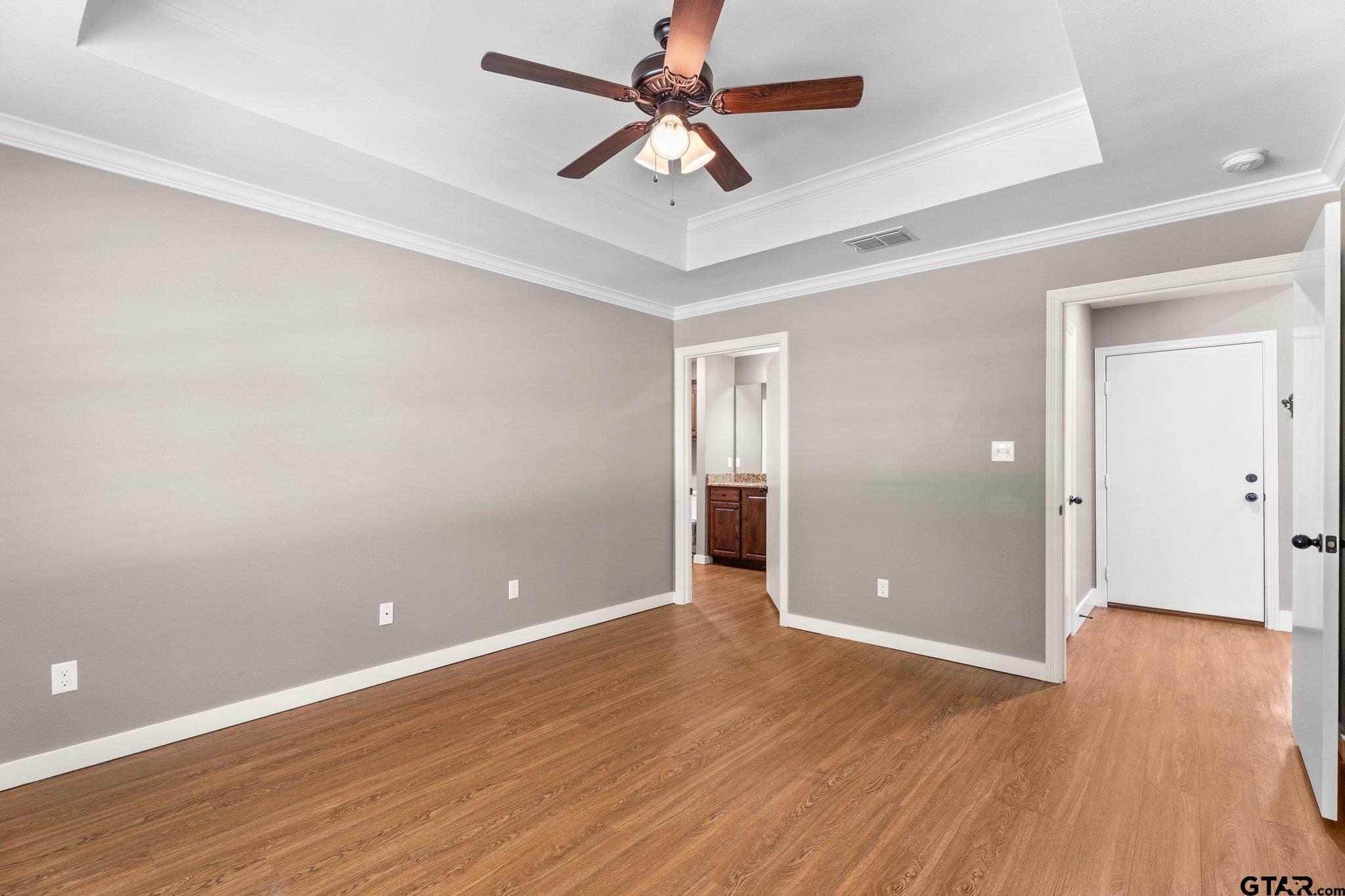 5062 Shiloh Village Dr