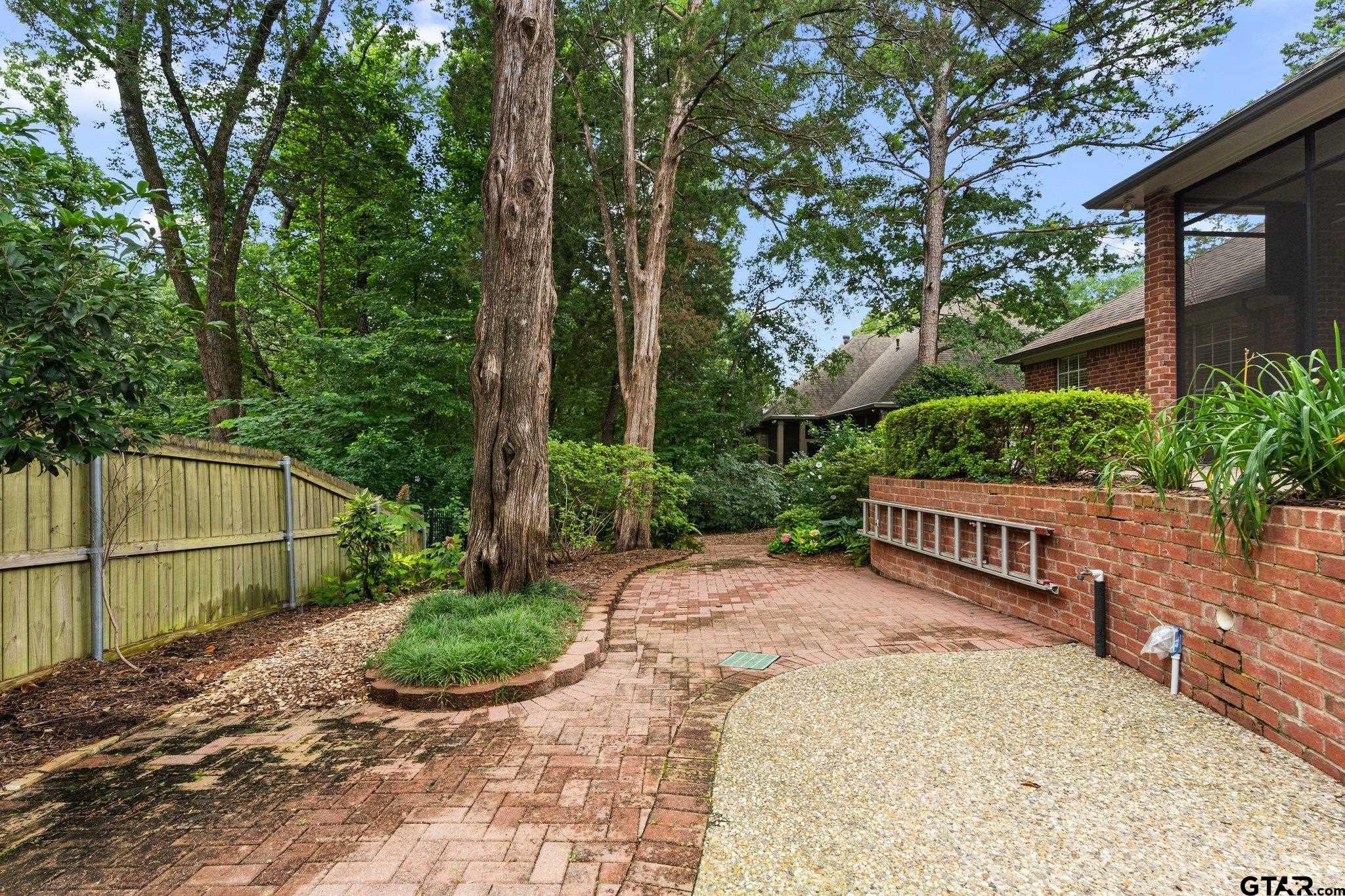 3403 Cripple Creek