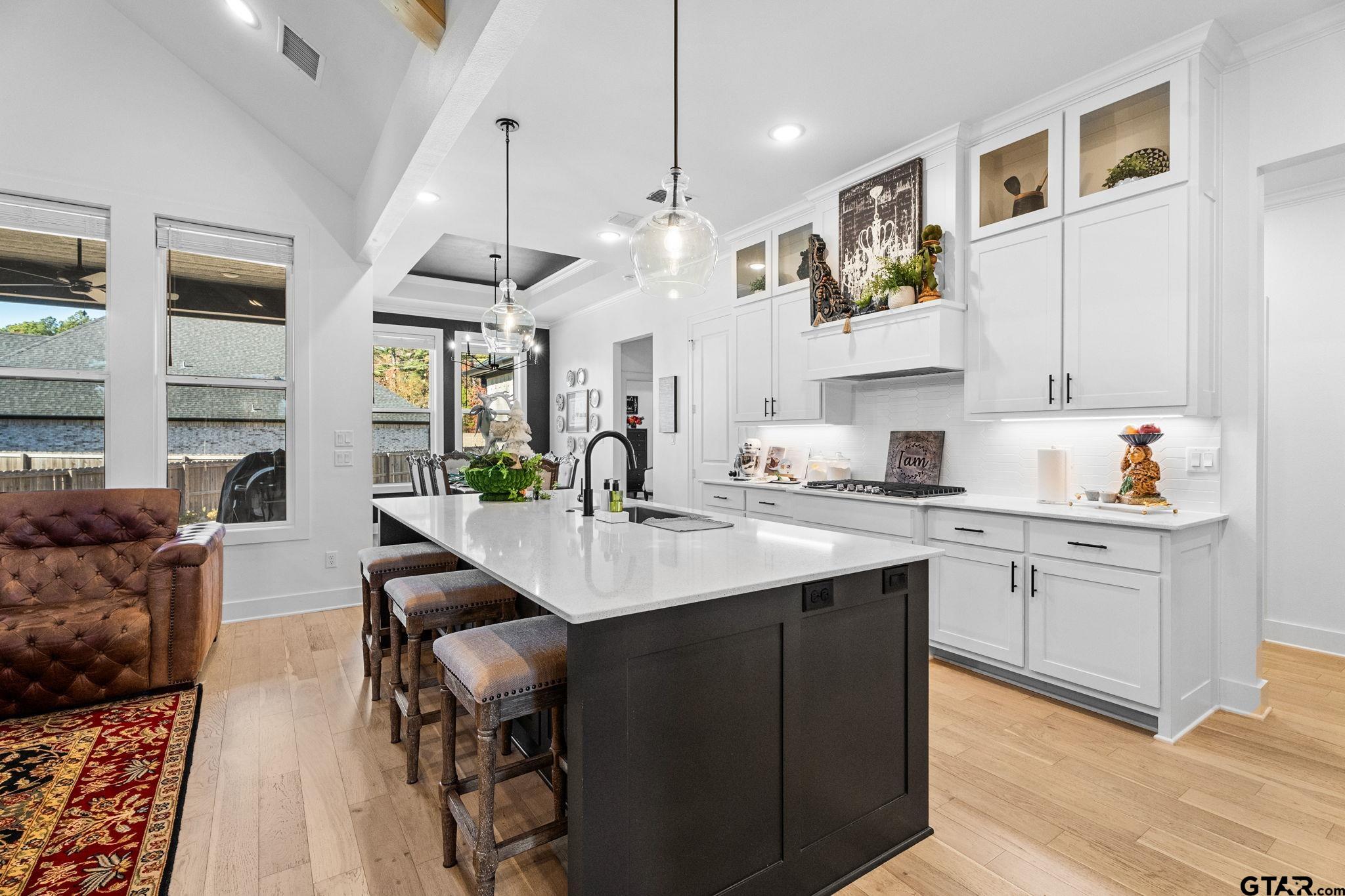 9162 Cave Branch Cove