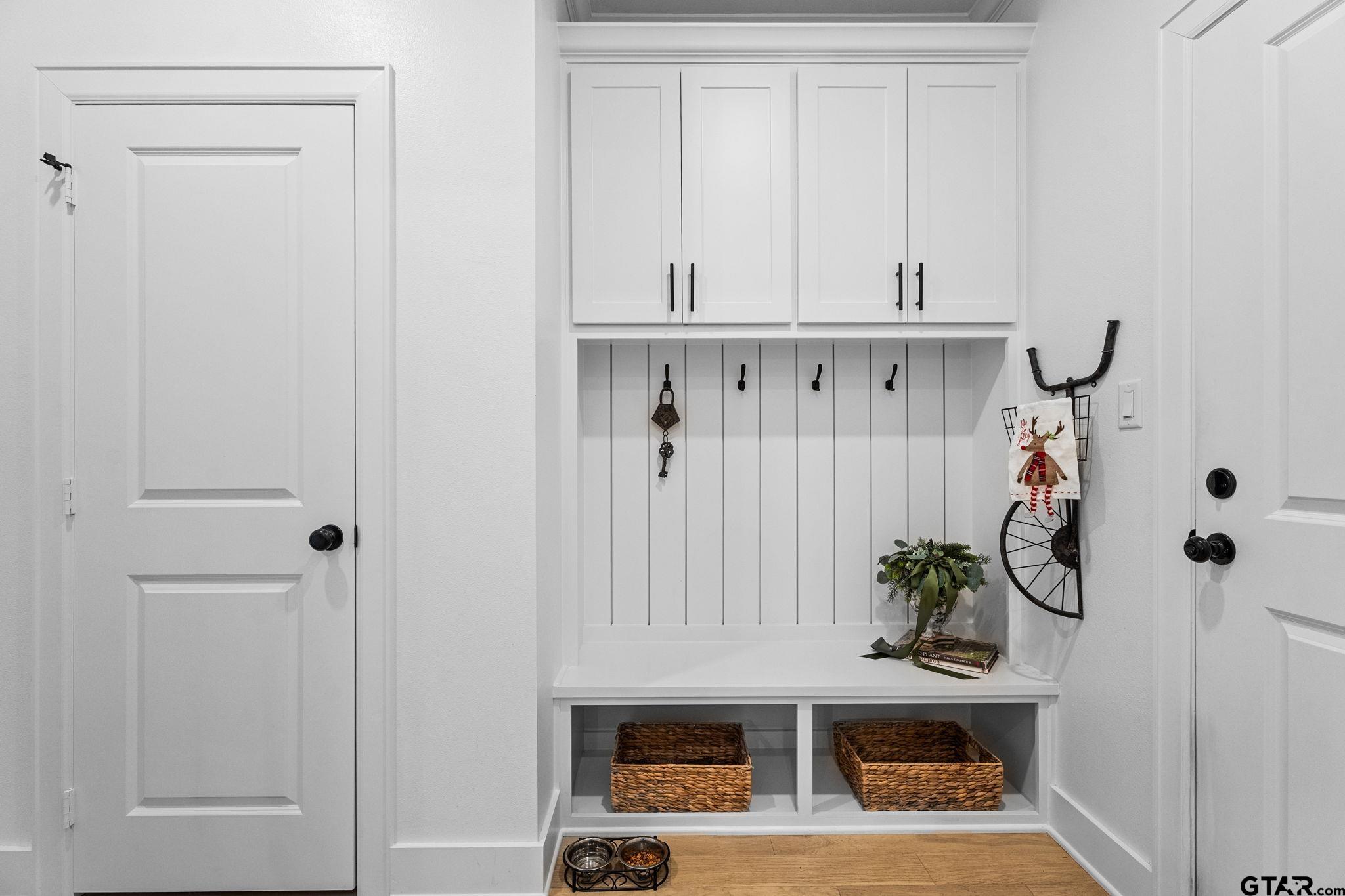 9162 Cave Branch Cove