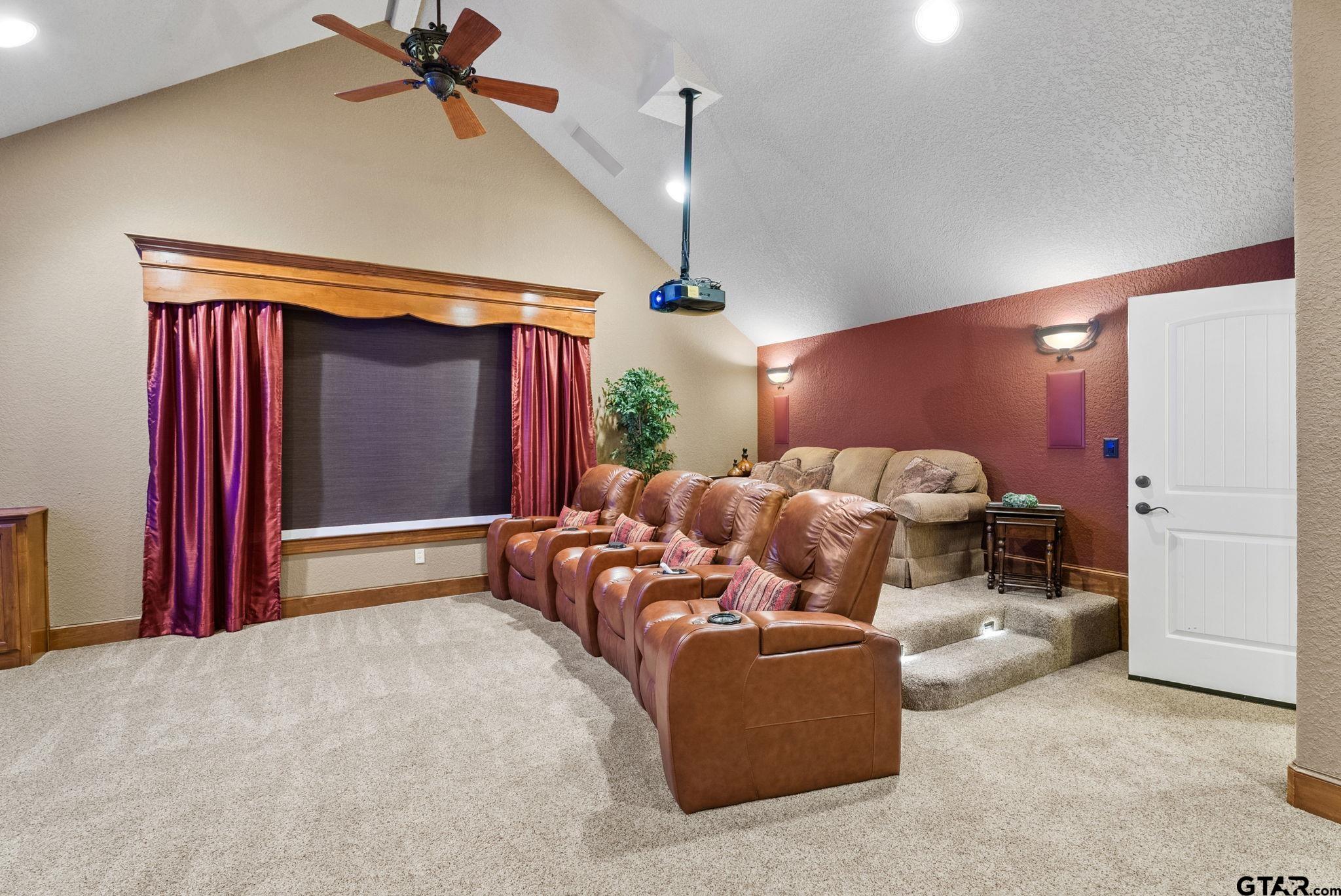 4380 Lazy Creek Dr.