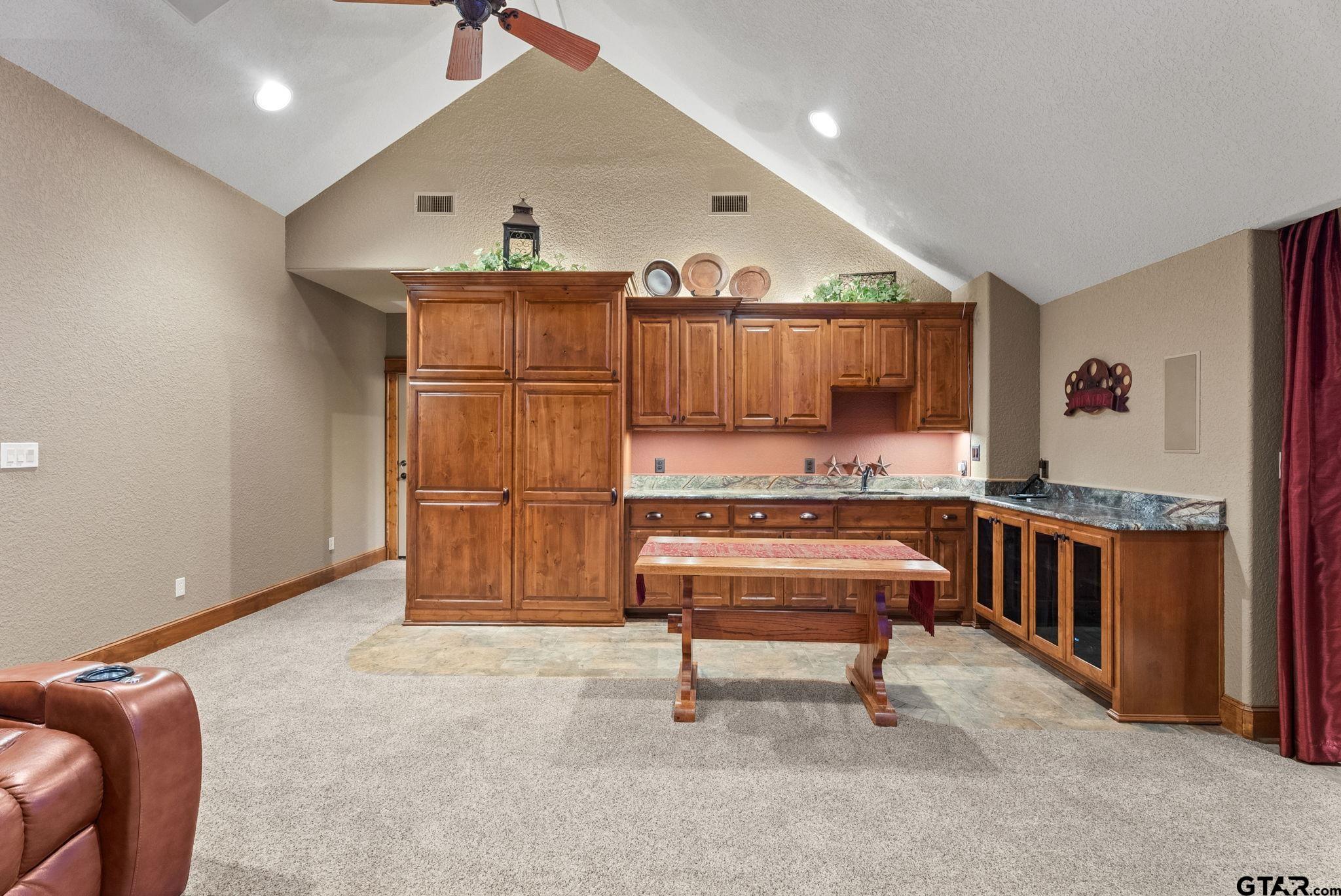 4380 Lazy Creek Dr.