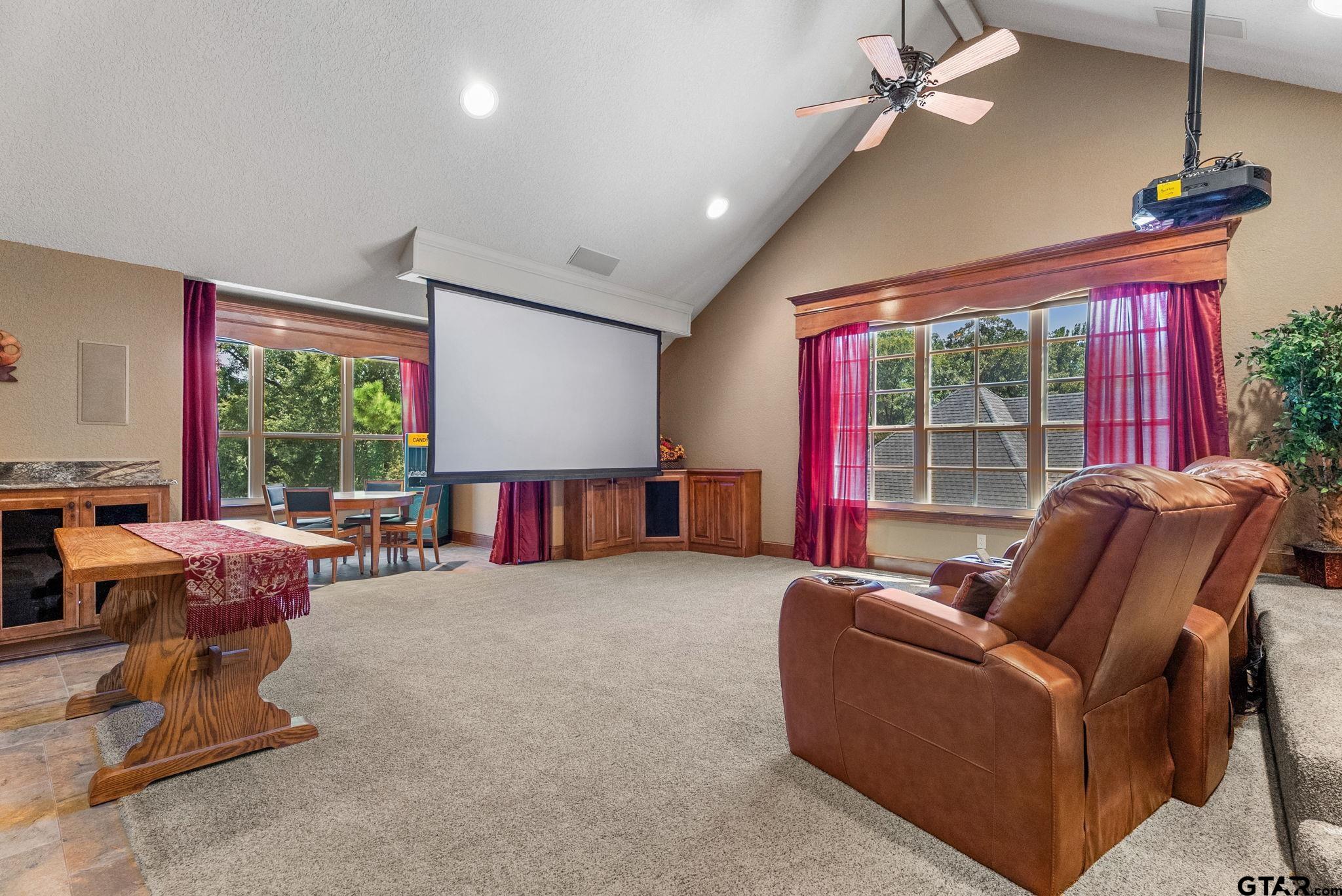 4380 Lazy Creek Dr.