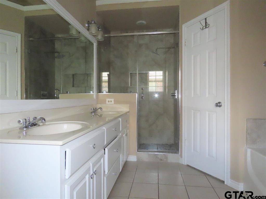 21206 Altuda Ln.