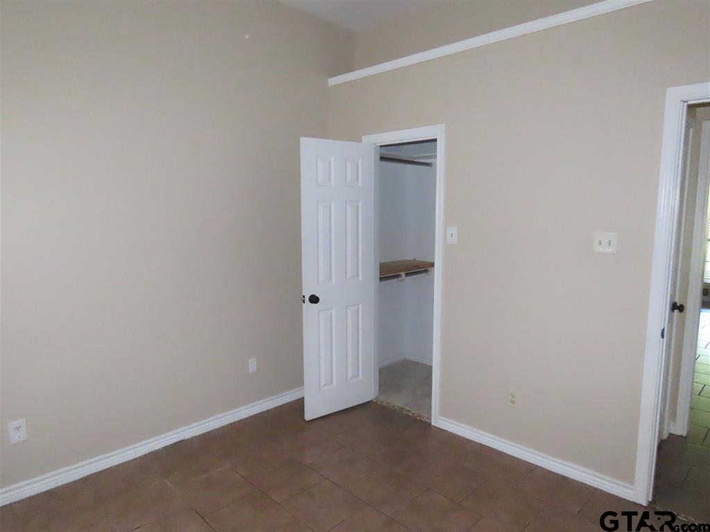21206 Altuda Ln.