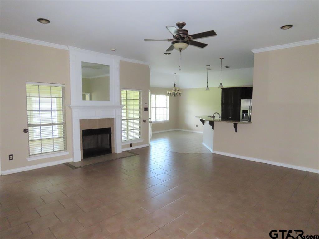 21206 Altuda Ln.