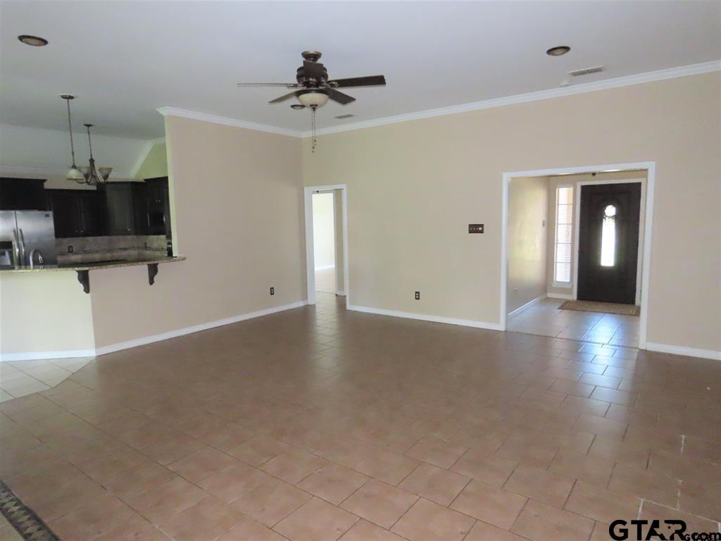 21206 Altuda Ln.