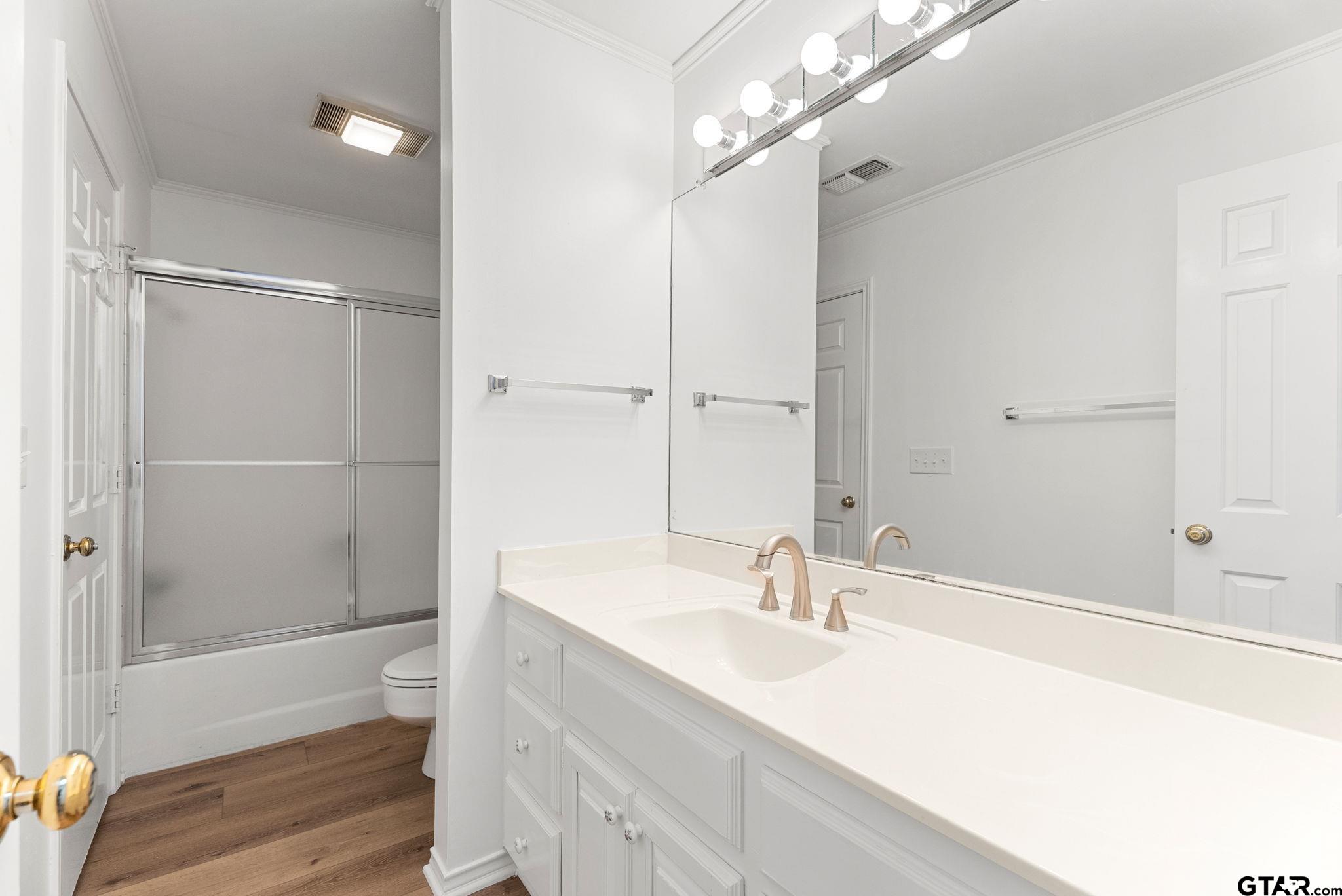 308 Canterbury Court