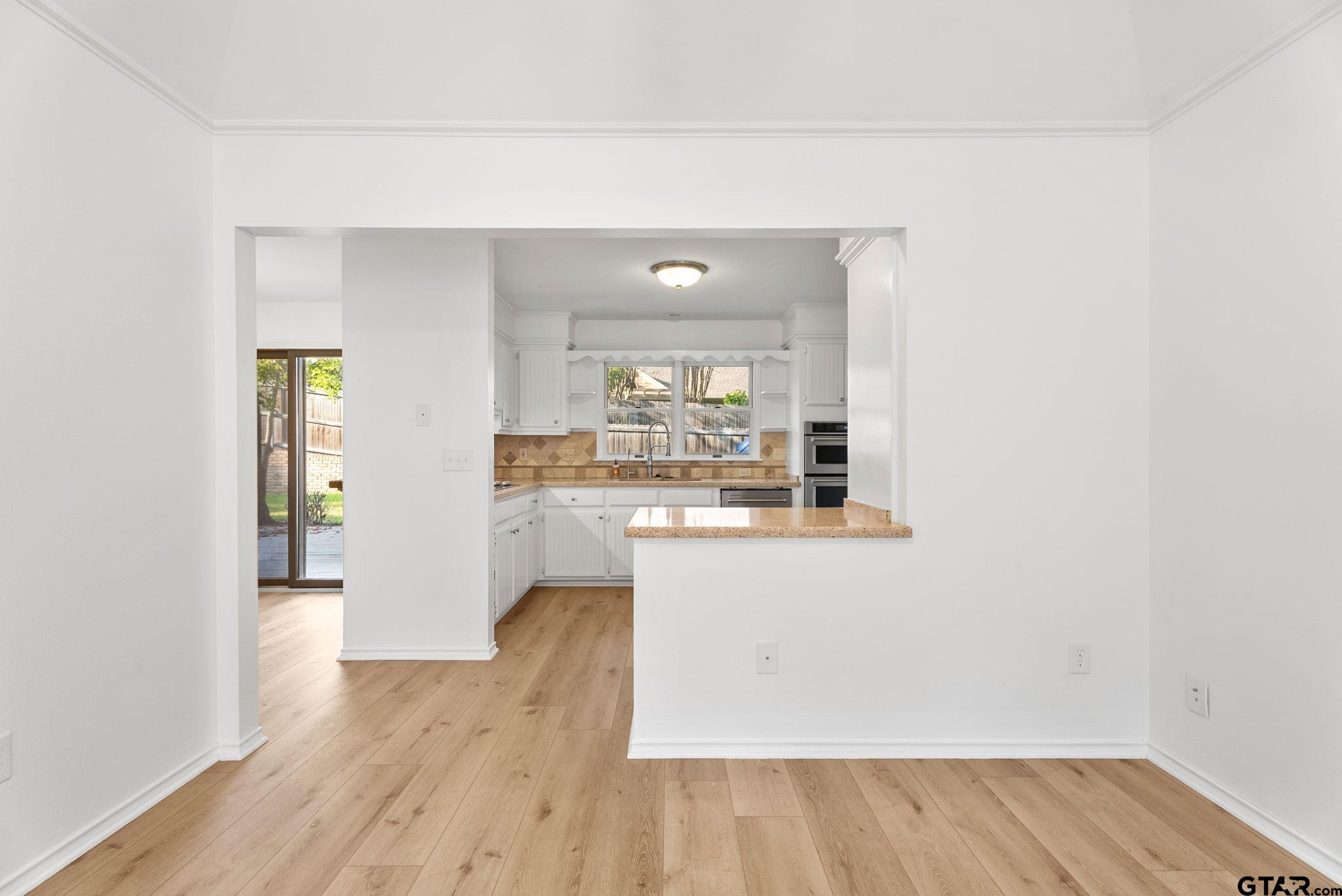 308 Canterbury Court