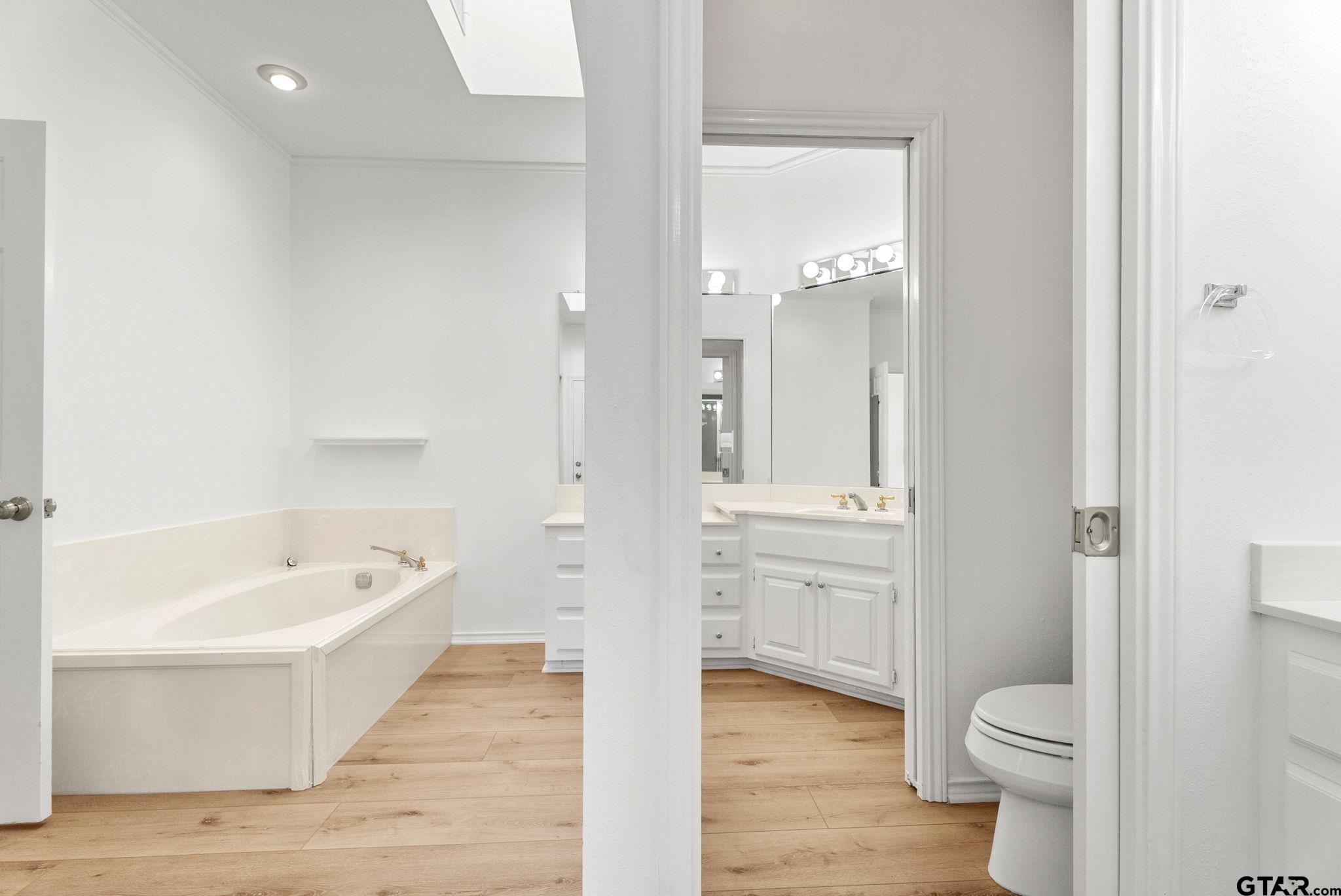 308 Canterbury Court