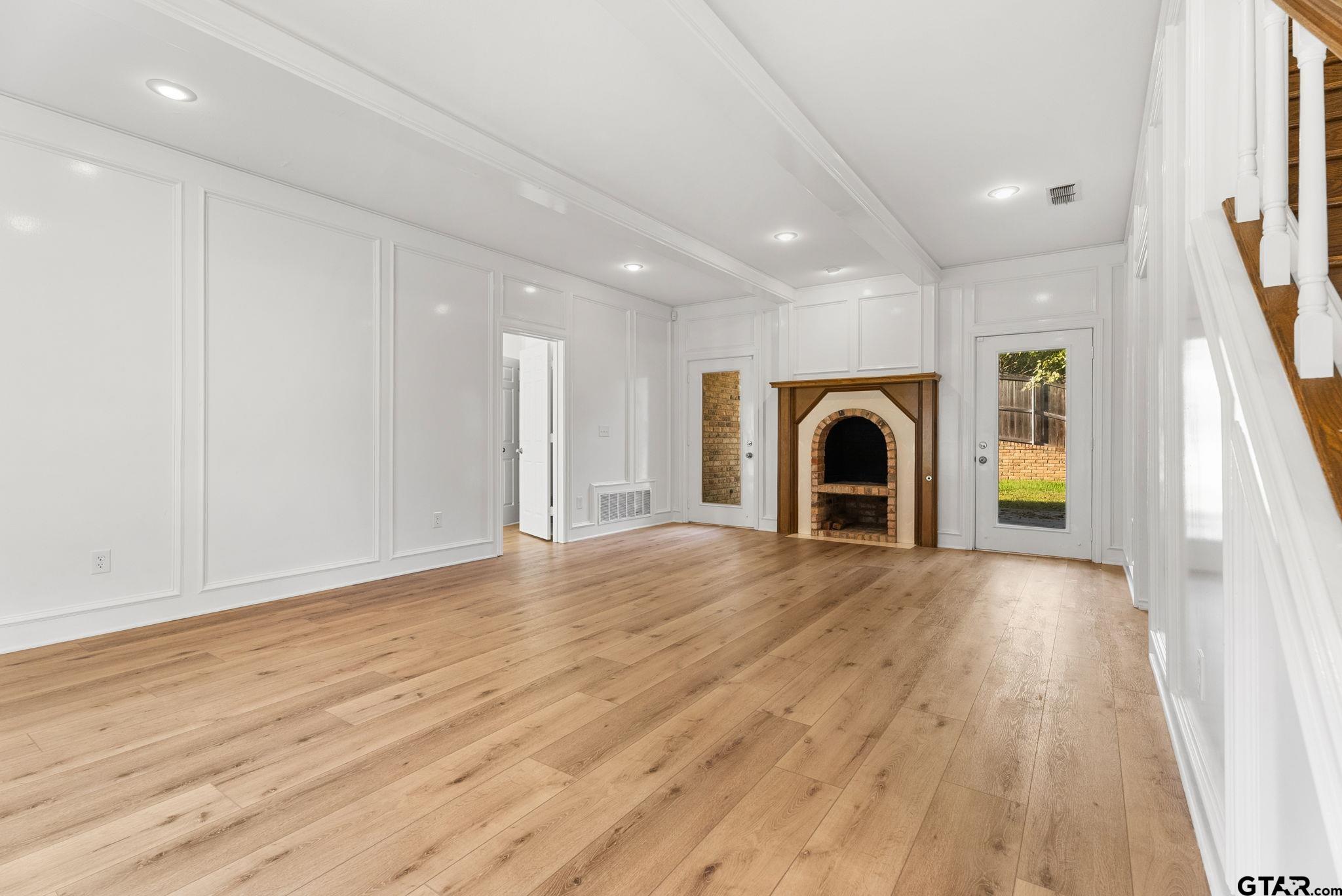 308 Canterbury Court