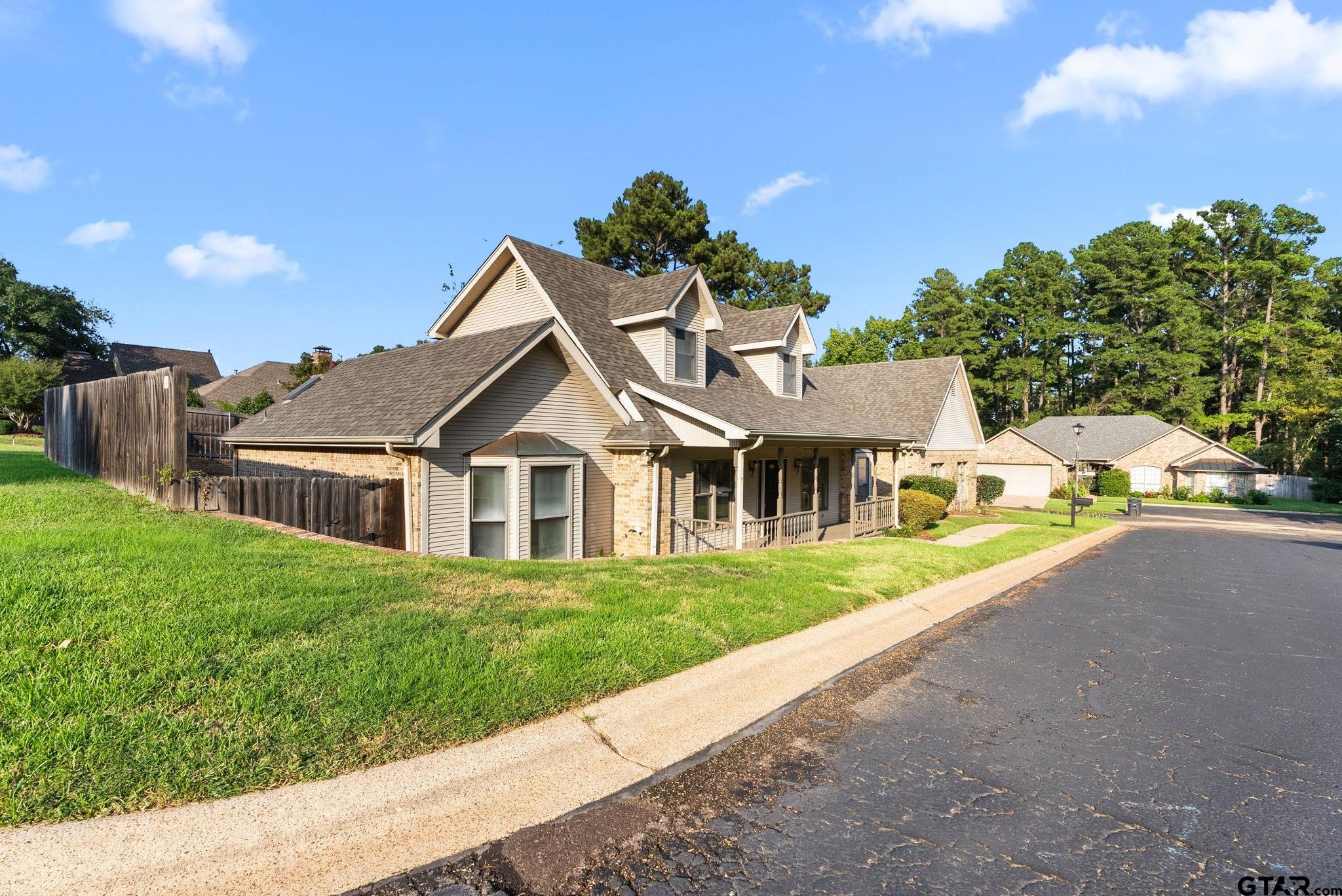 308 Canterbury Court