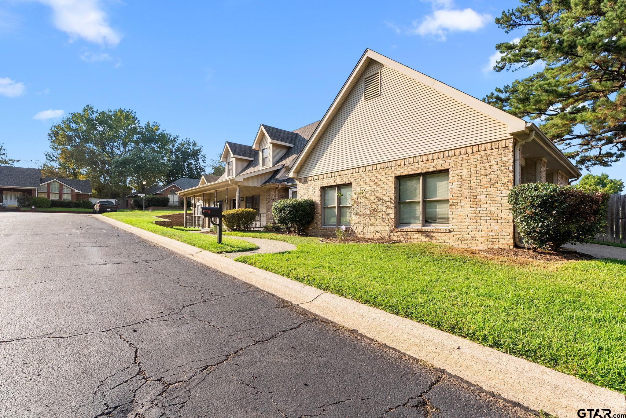308 Canterbury Court