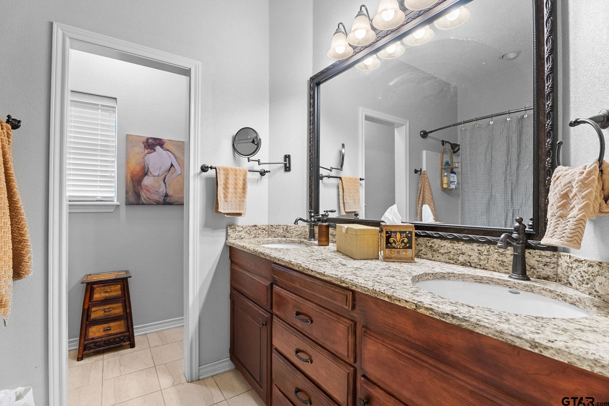 4004 Lazy Creek Dr.