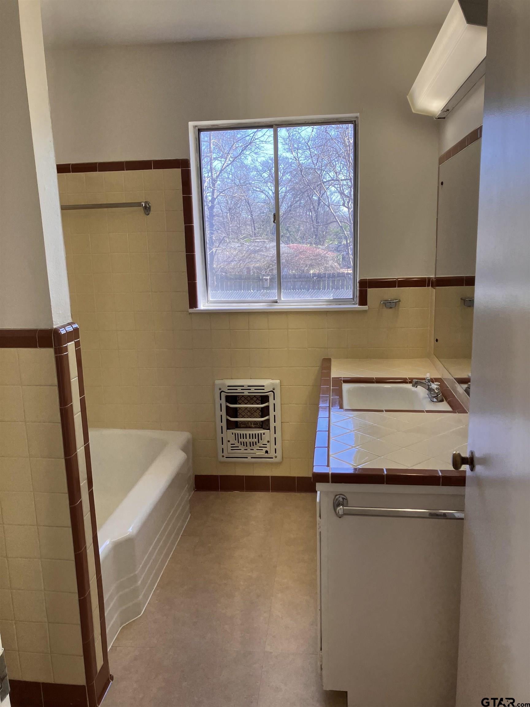 3210 S Donnybrook Ave.