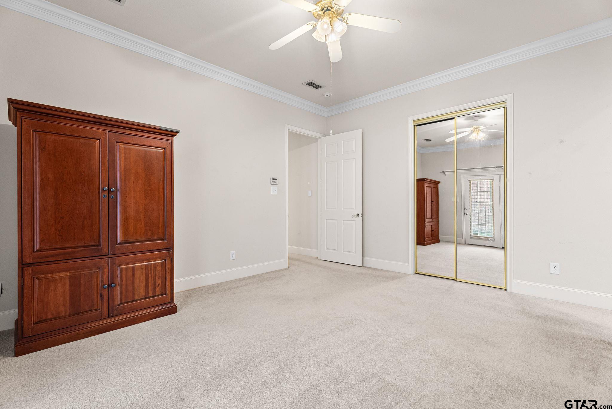 2438 Dietz Lane