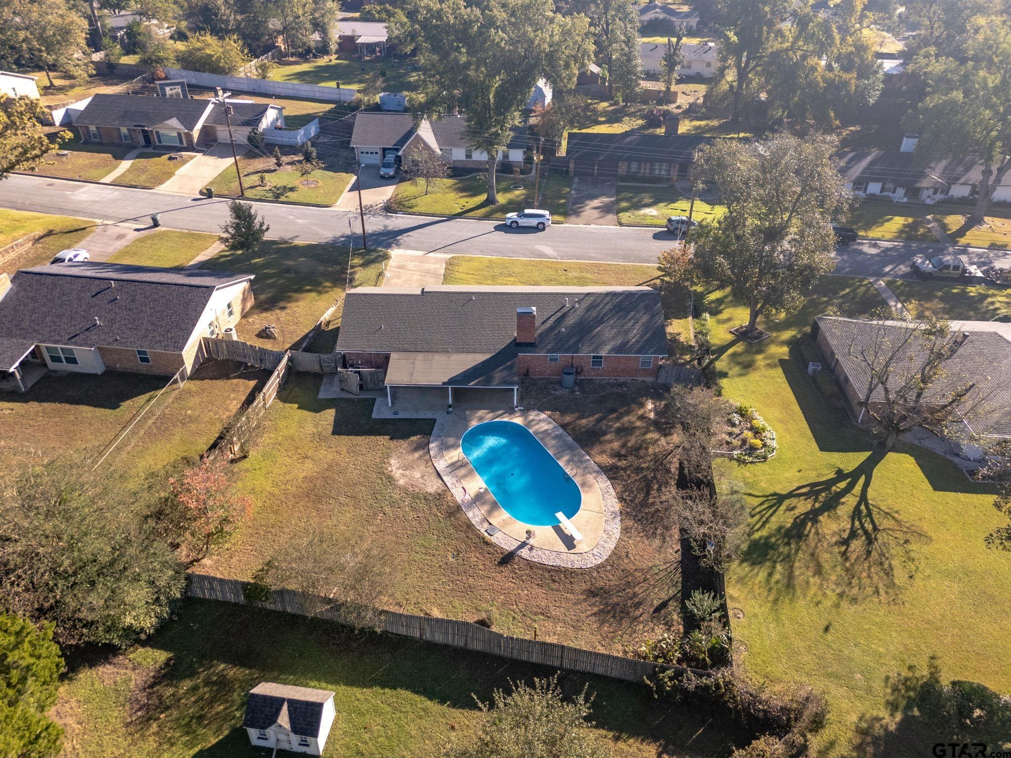 3523 Cameron Ave.