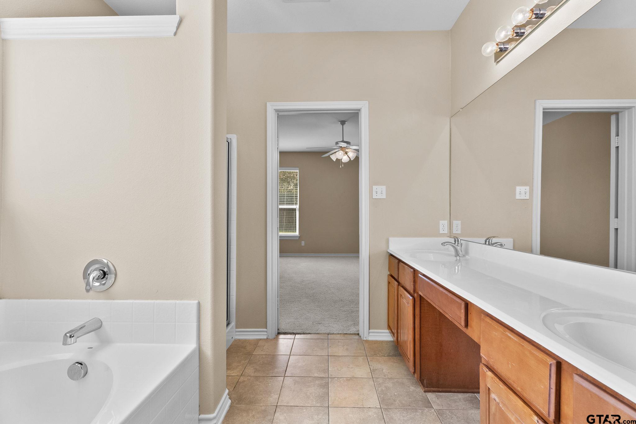 6679 Lacebark Cir