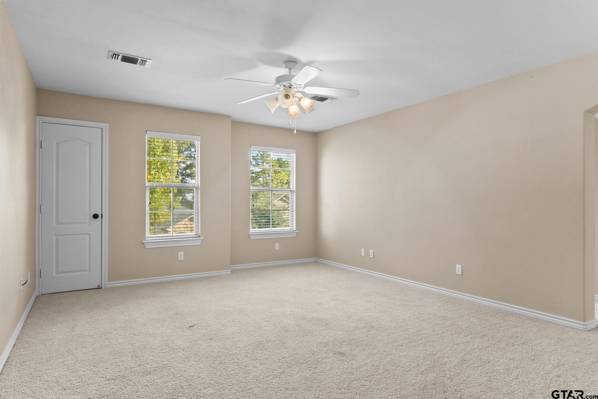 6679 Lacebark Cir