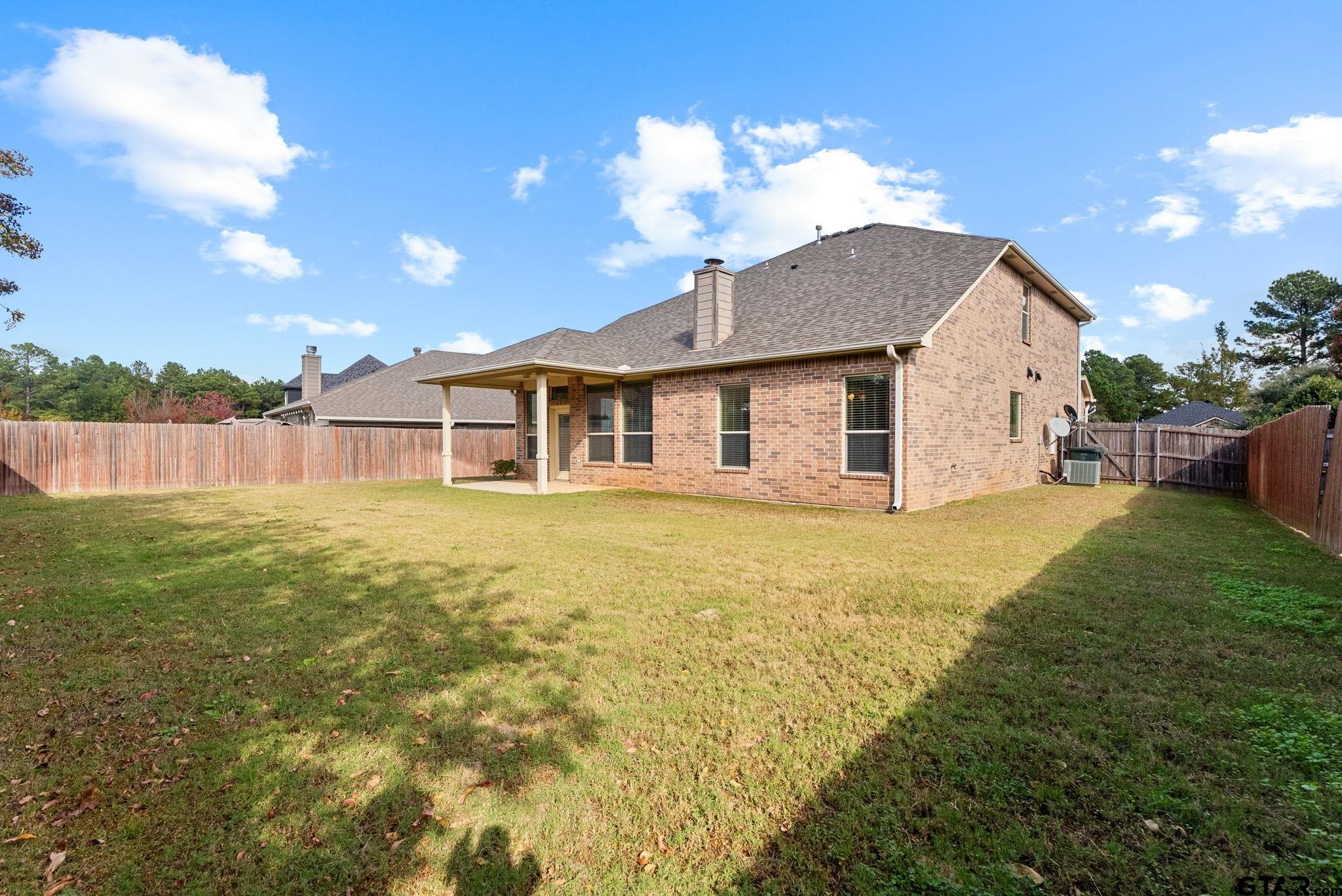 6679 Lacebark Cir
