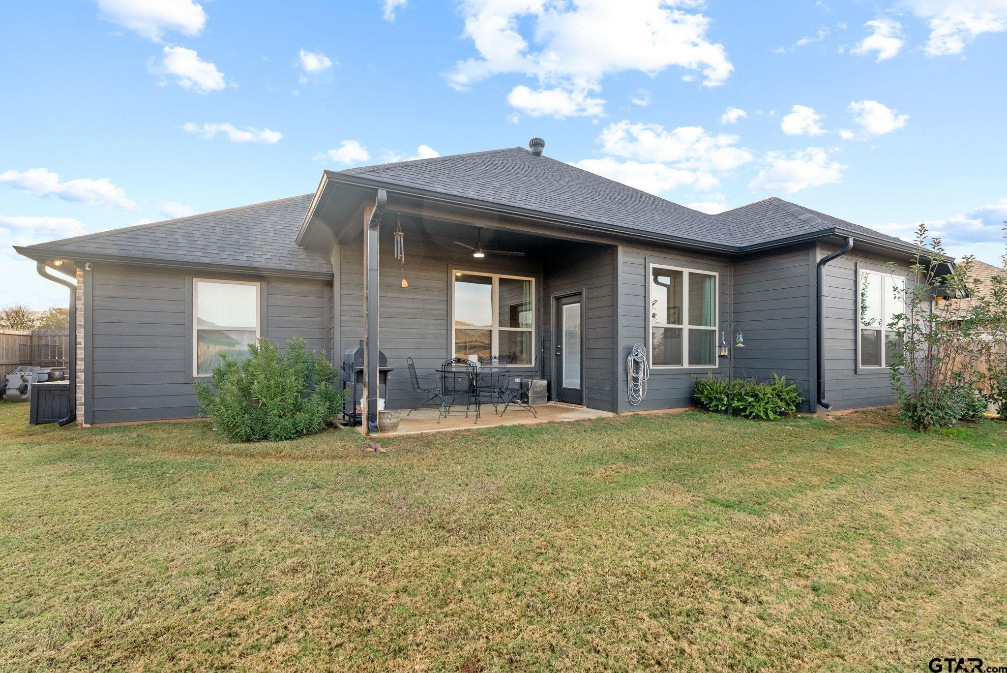122 Kingston Crossing Lane