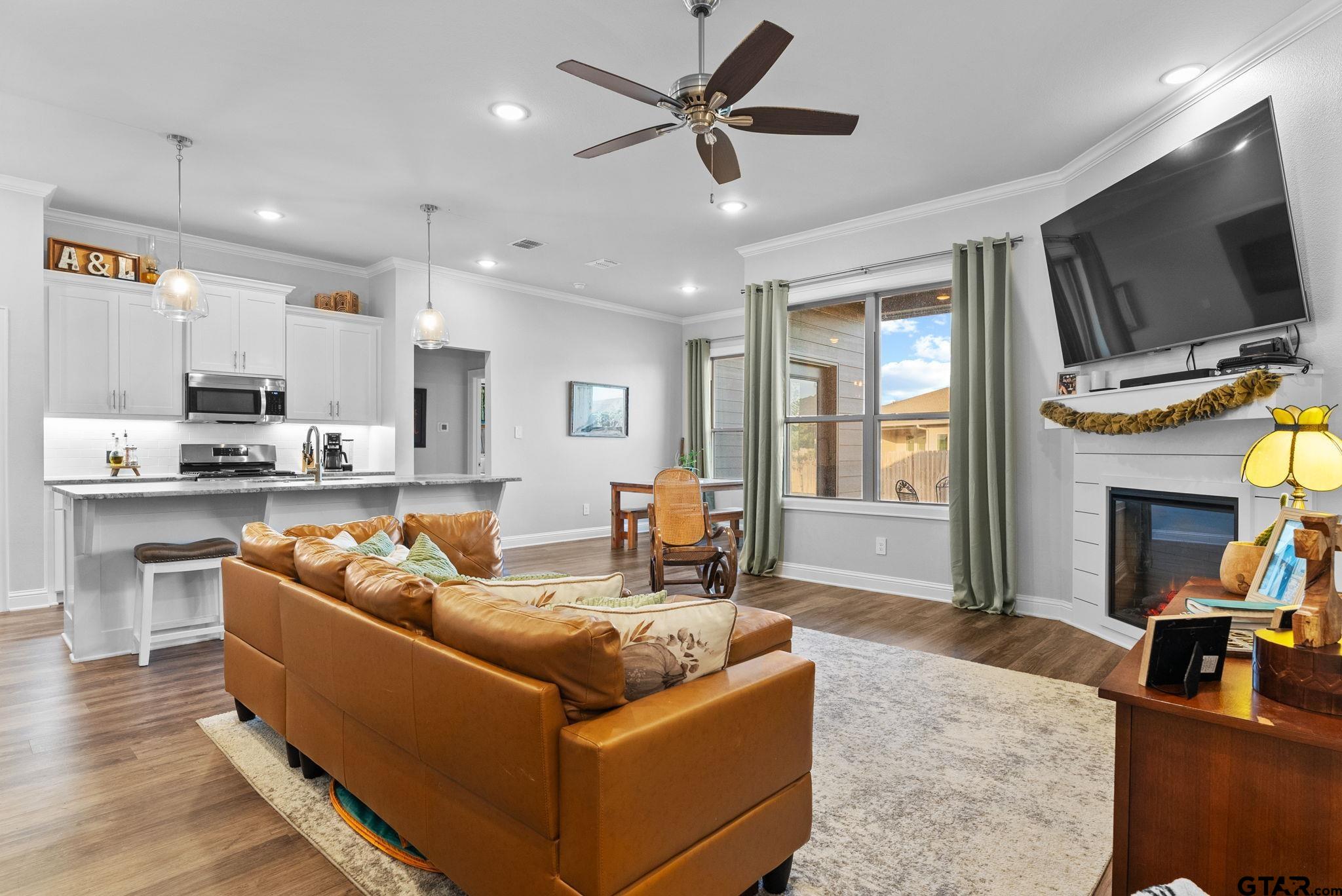 122 Kingston Crossing Lane