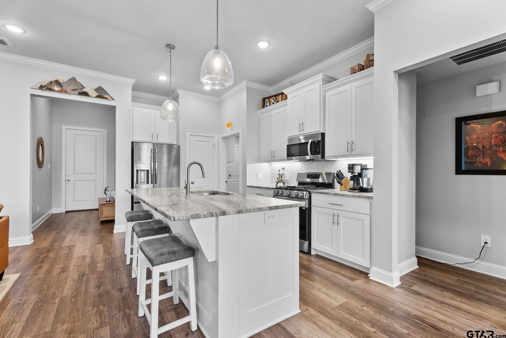 122 Kingston Crossing Lane