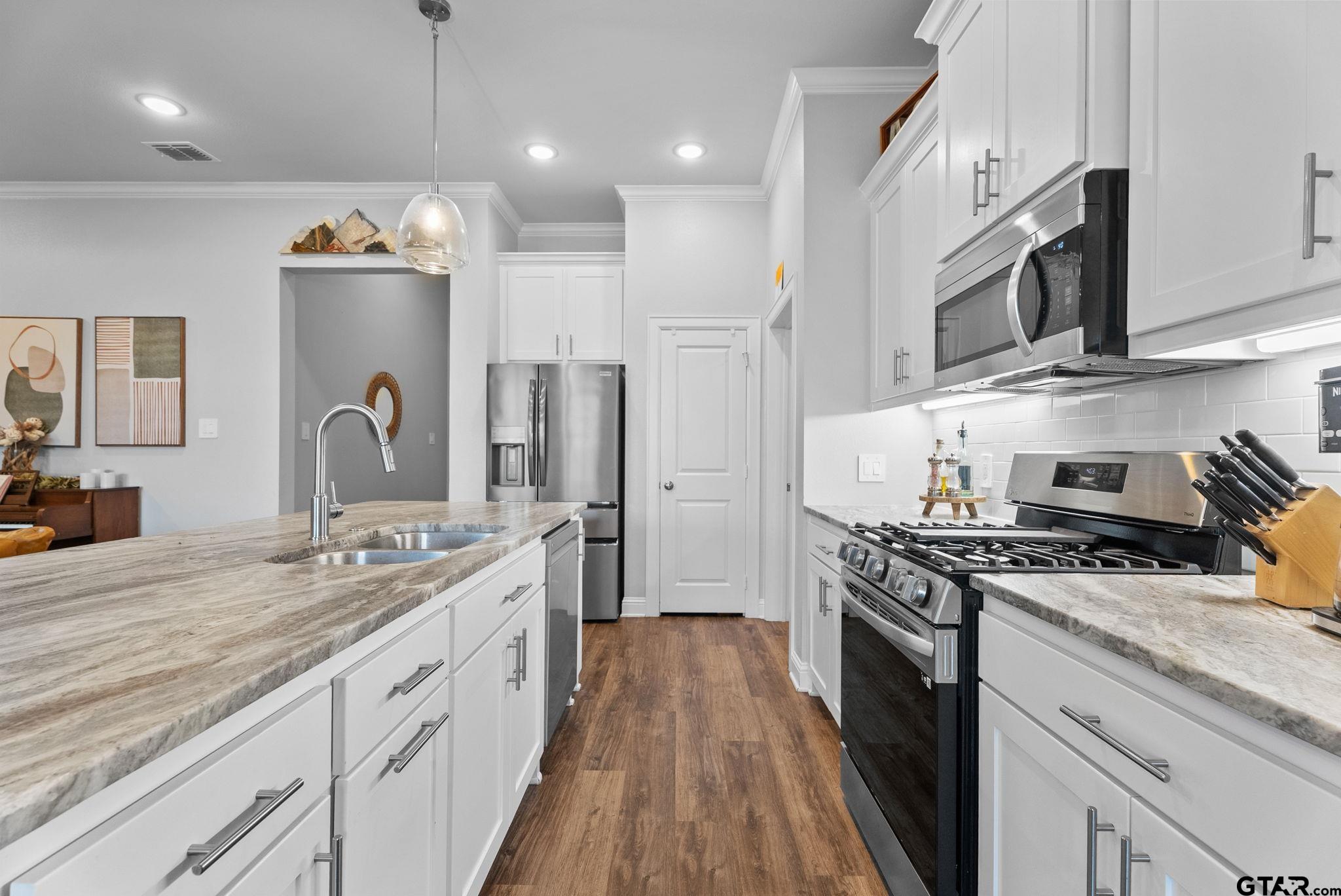 122 Kingston Crossing Lane