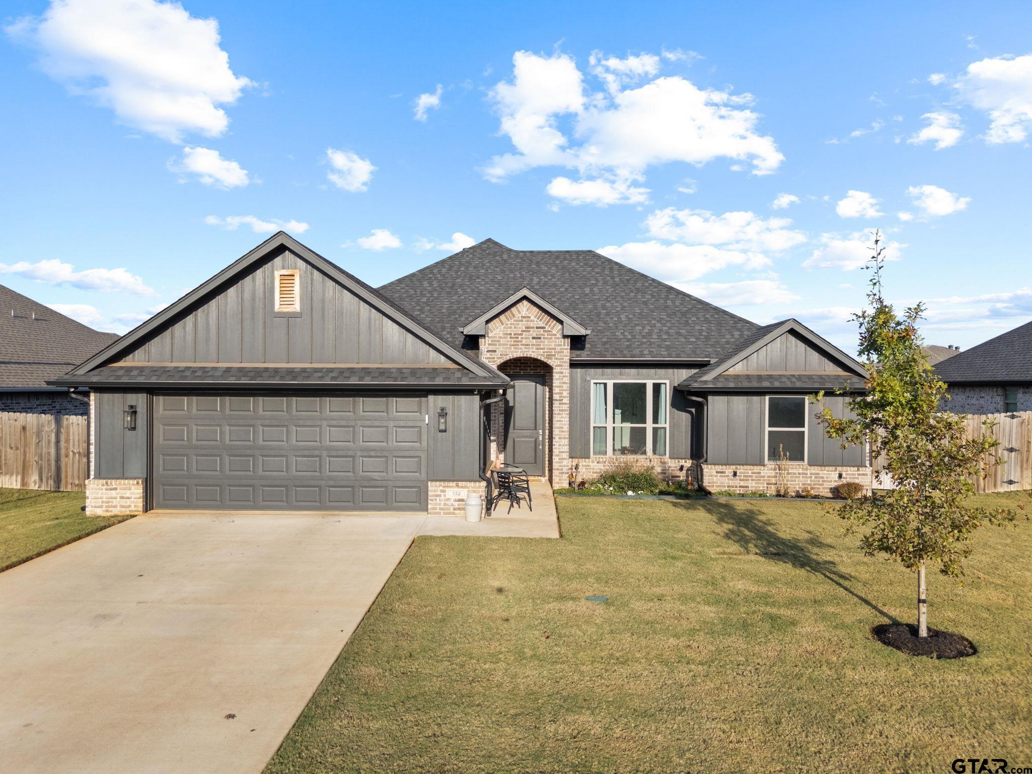 122 Kingston Crossing Lane