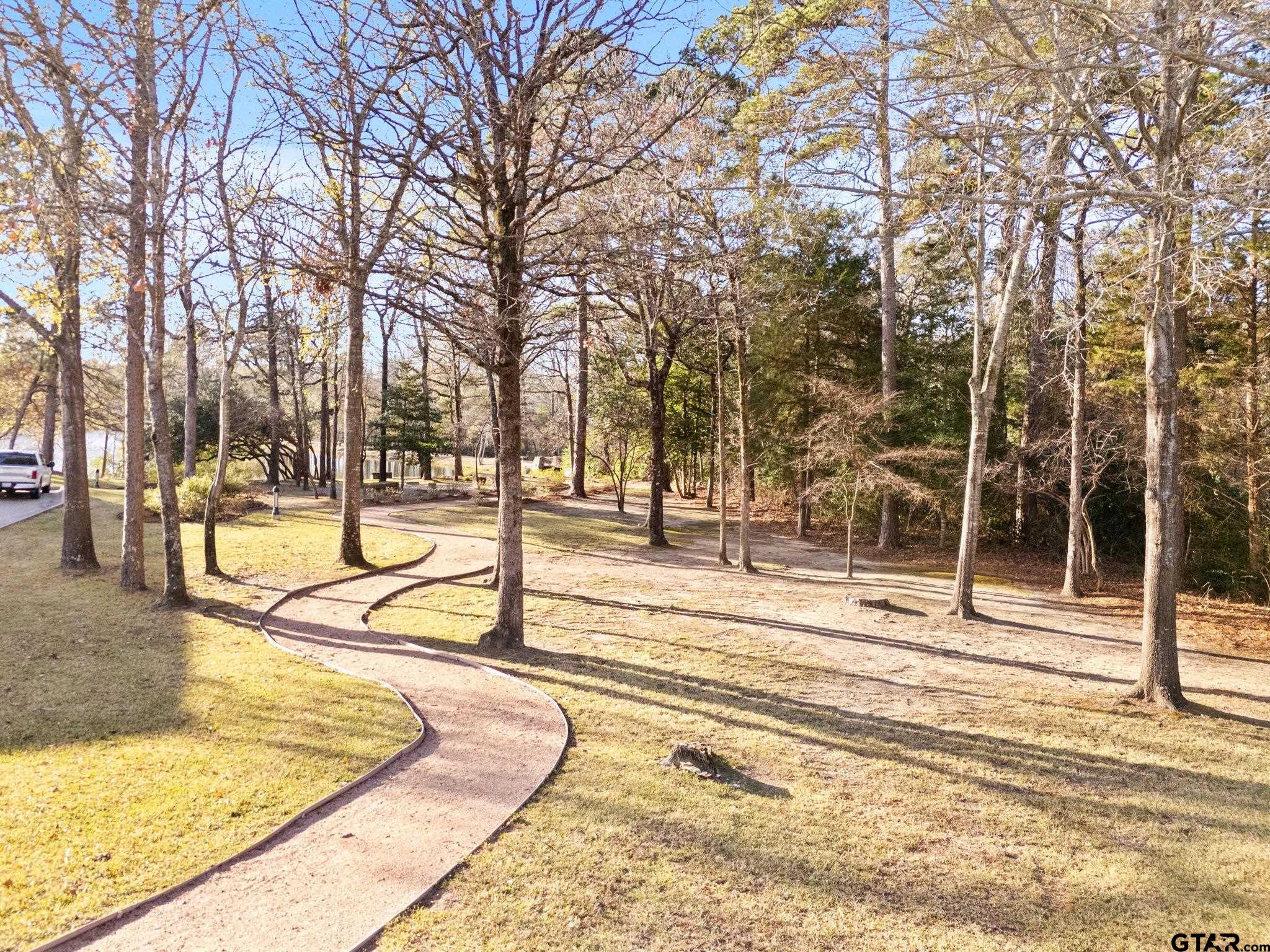 1975 Stonegate Valley Dr.