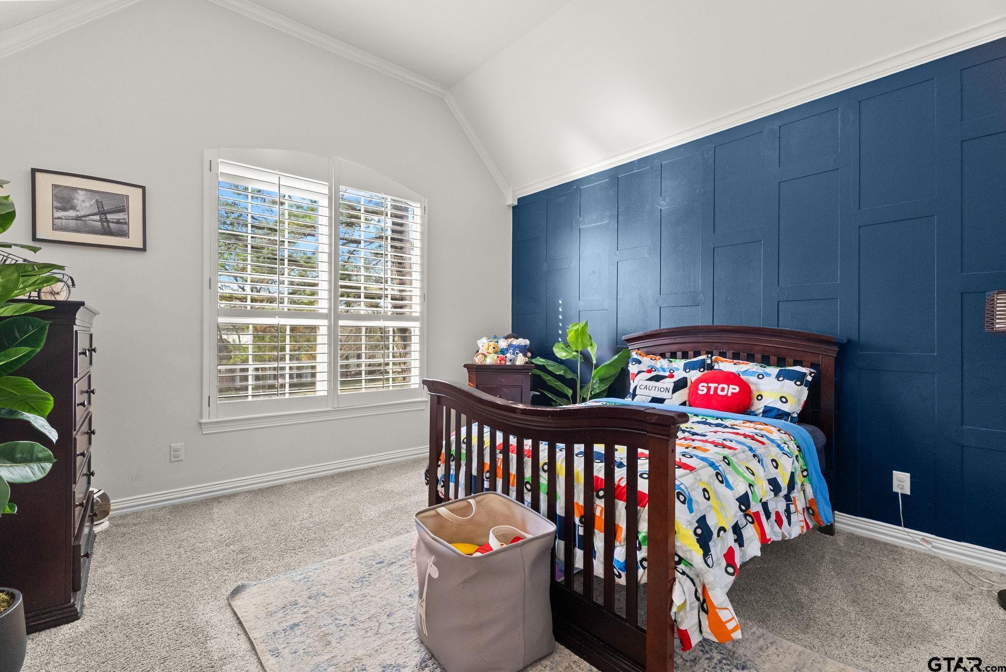 1975 Stonegate Valley Dr.