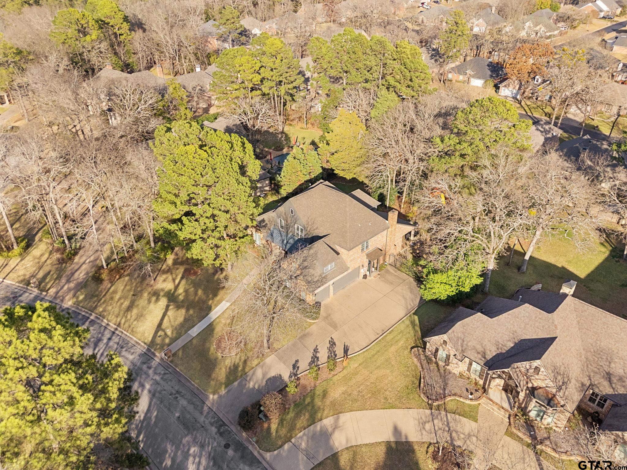 1975 Stonegate Valley Dr.